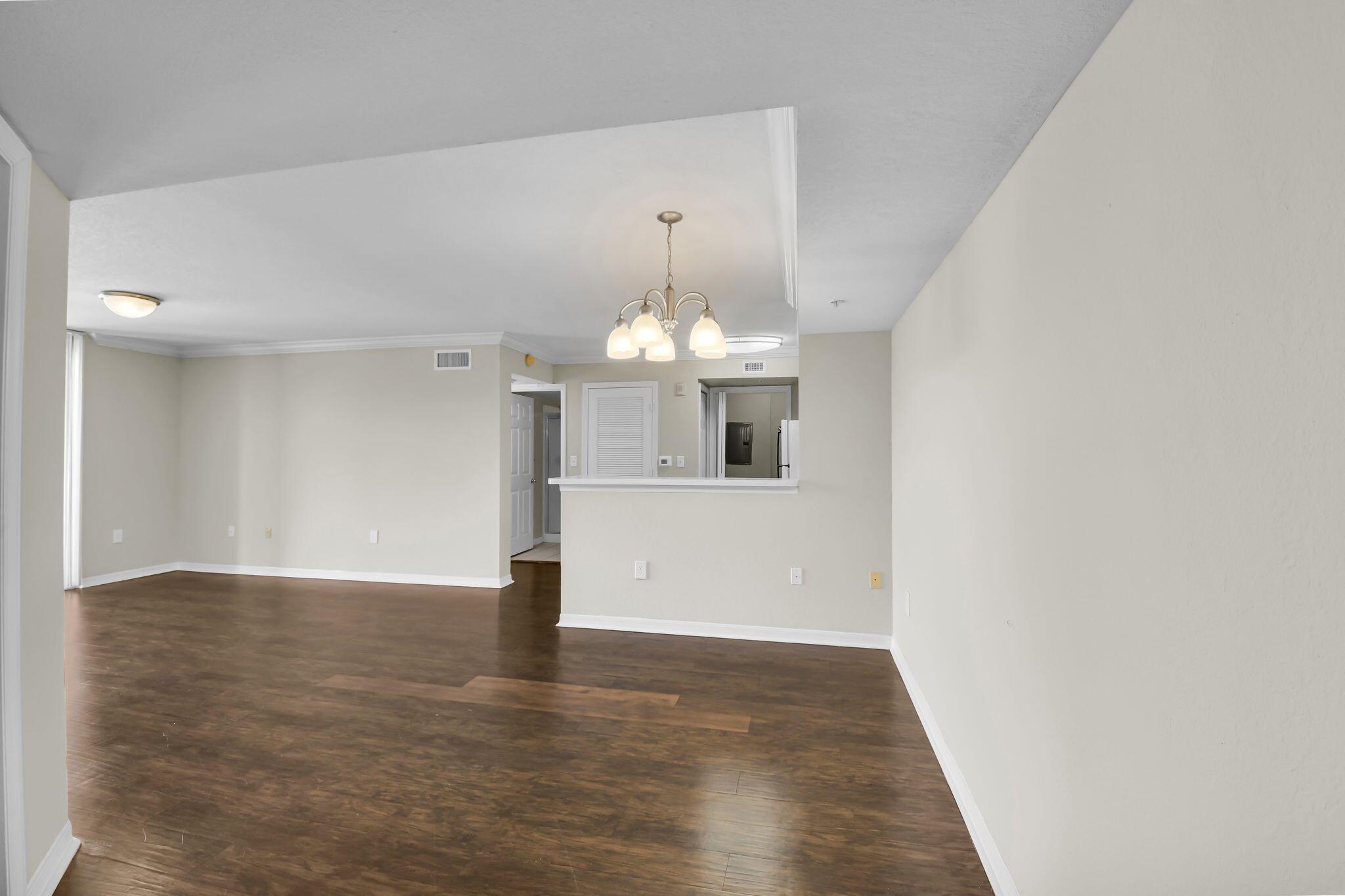 15185 Michelangelo Boulevard 204