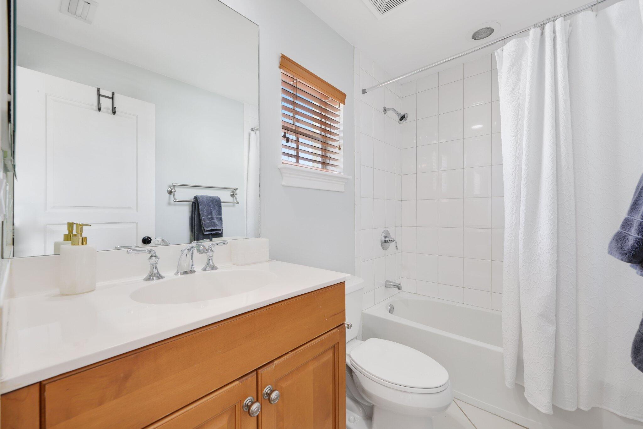 1032 E Heritage Club Circle