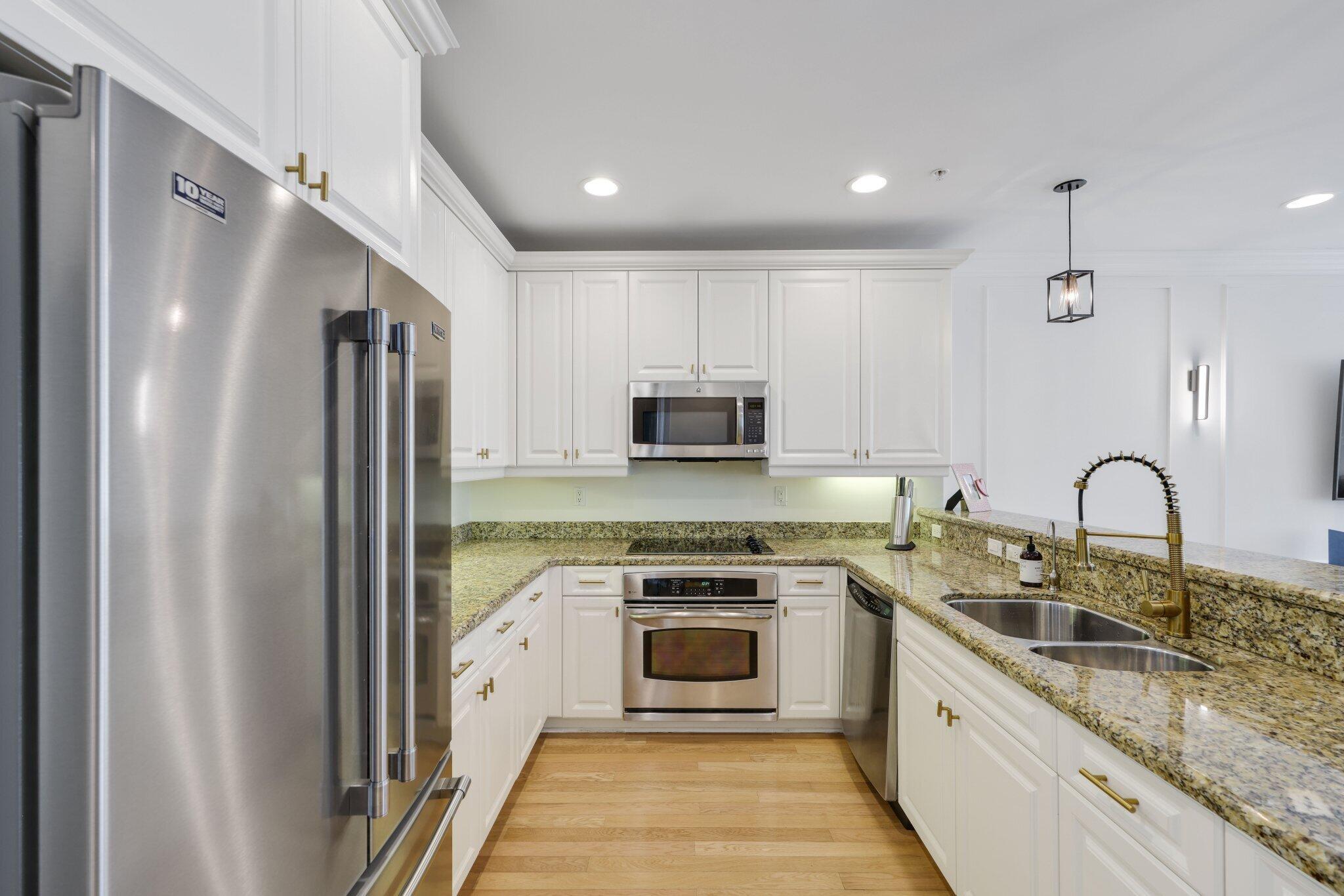 1032 E Heritage Club Circle