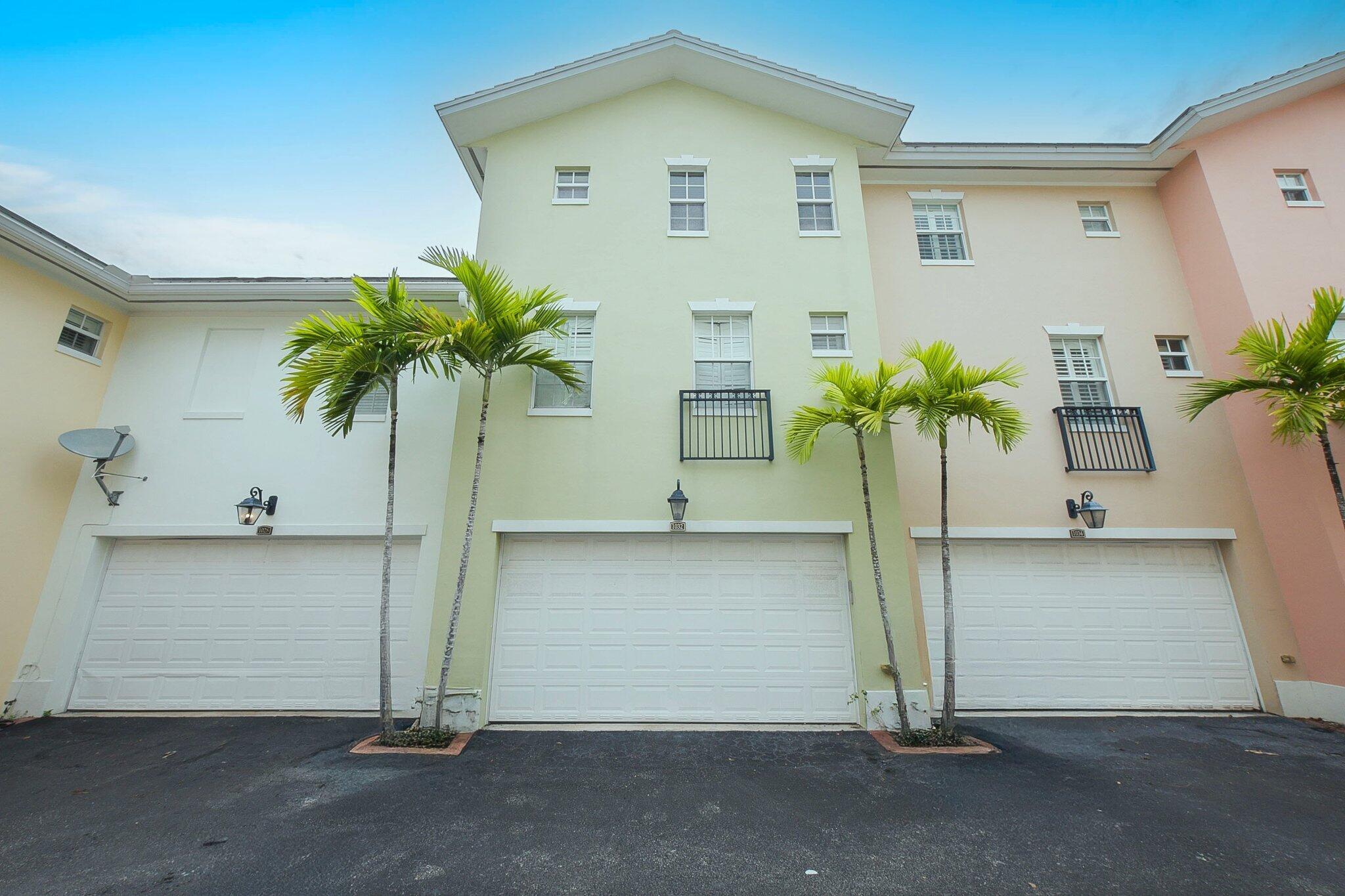 1032 E Heritage Club Circle