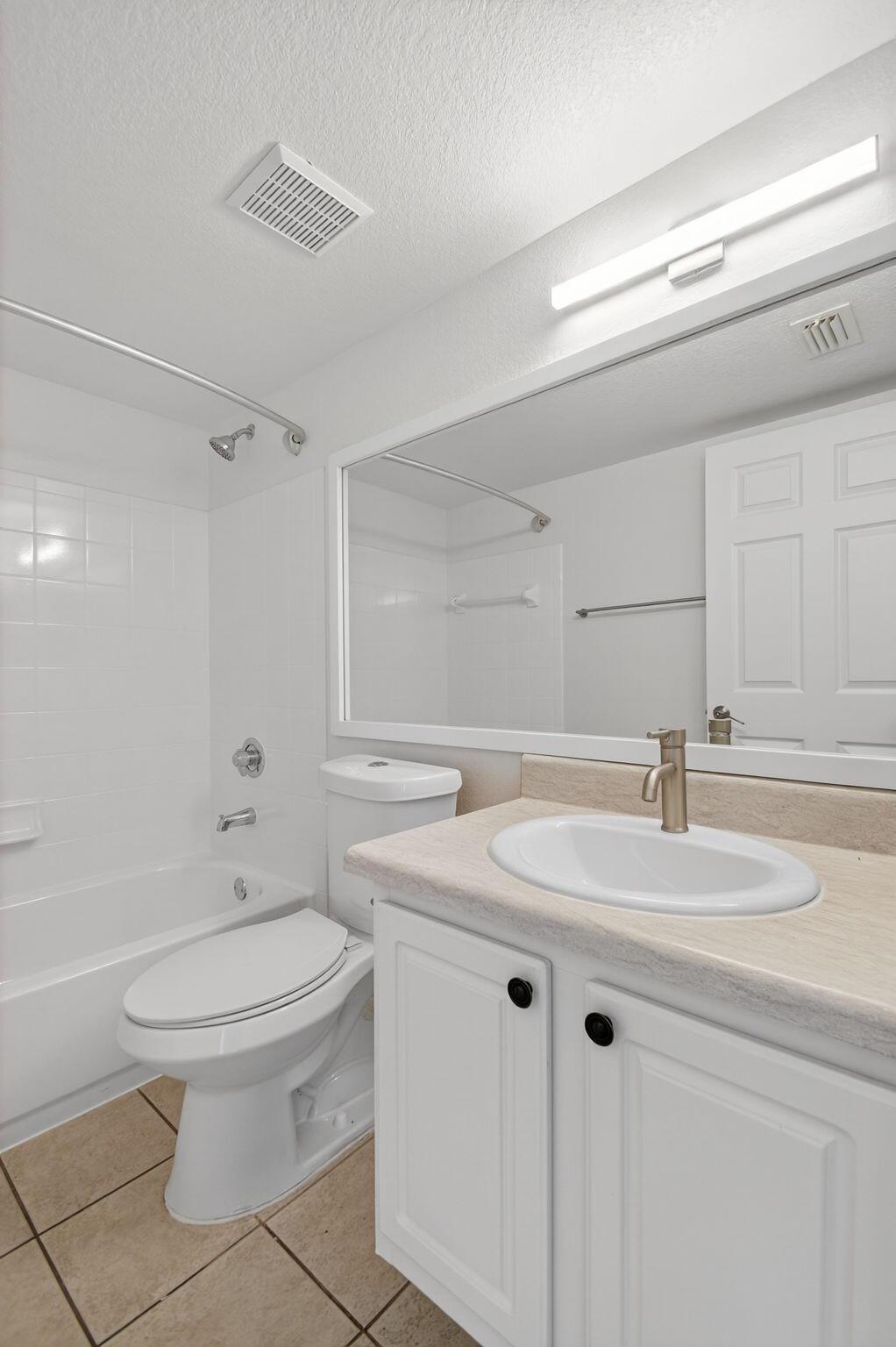 15185 Michelangelo Boulevard 207