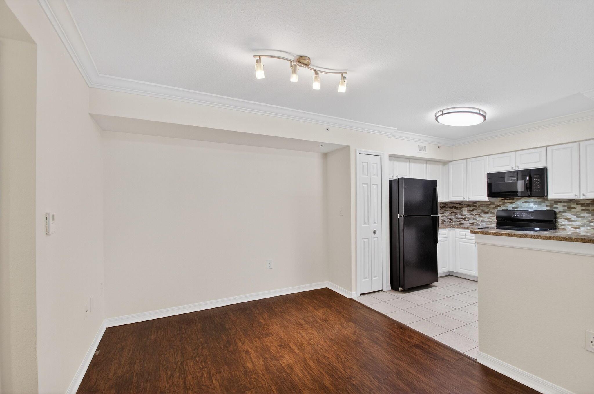 15185 Michelangelo Boulevard 207