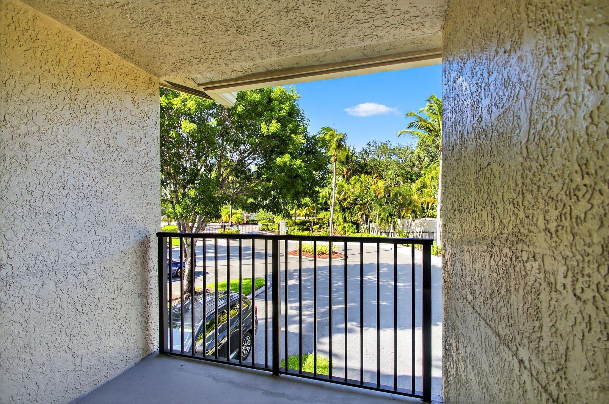 15185 Michelangelo Boulevard 207