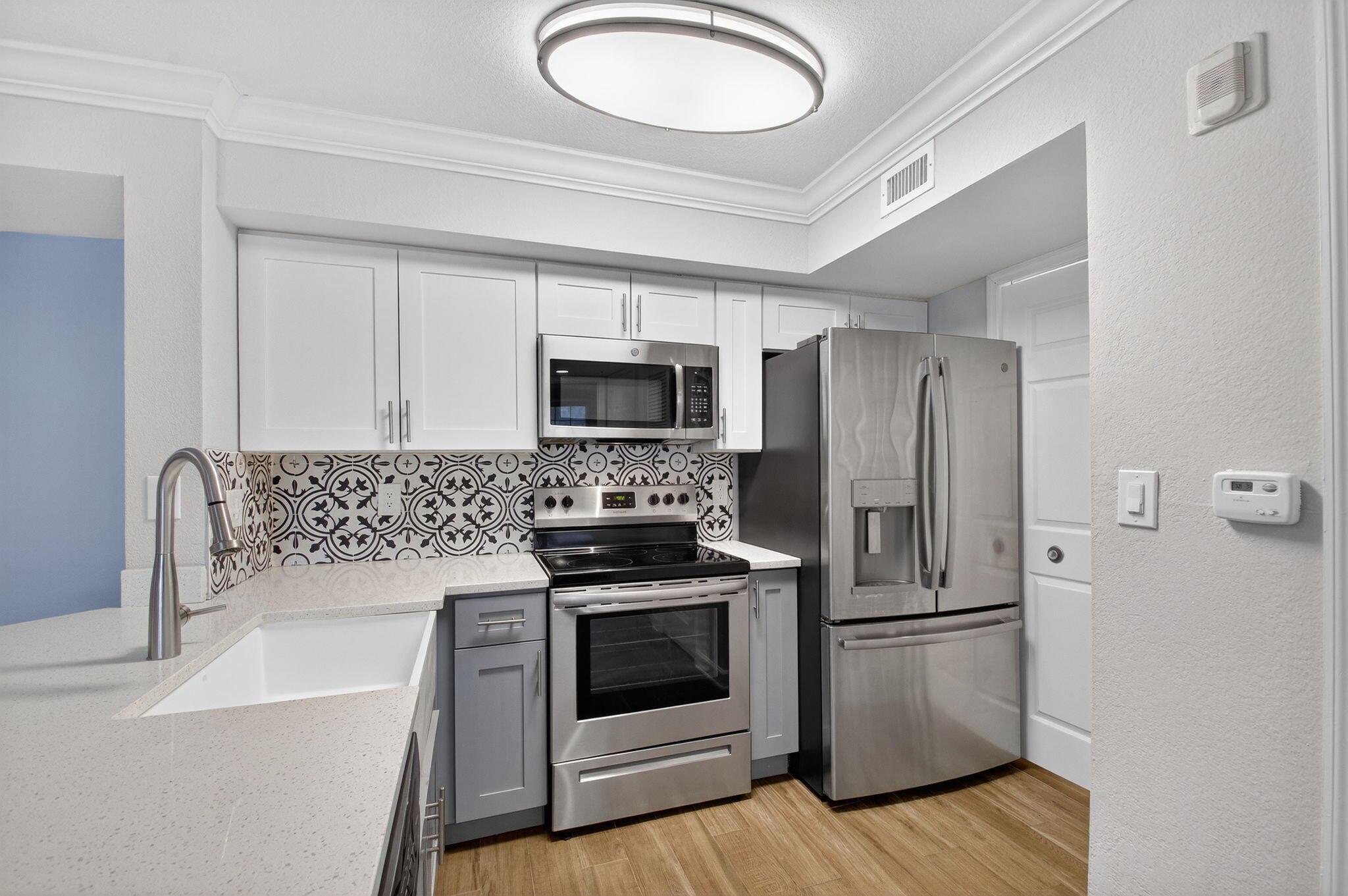 15155 Michelangelo Boulevard 103