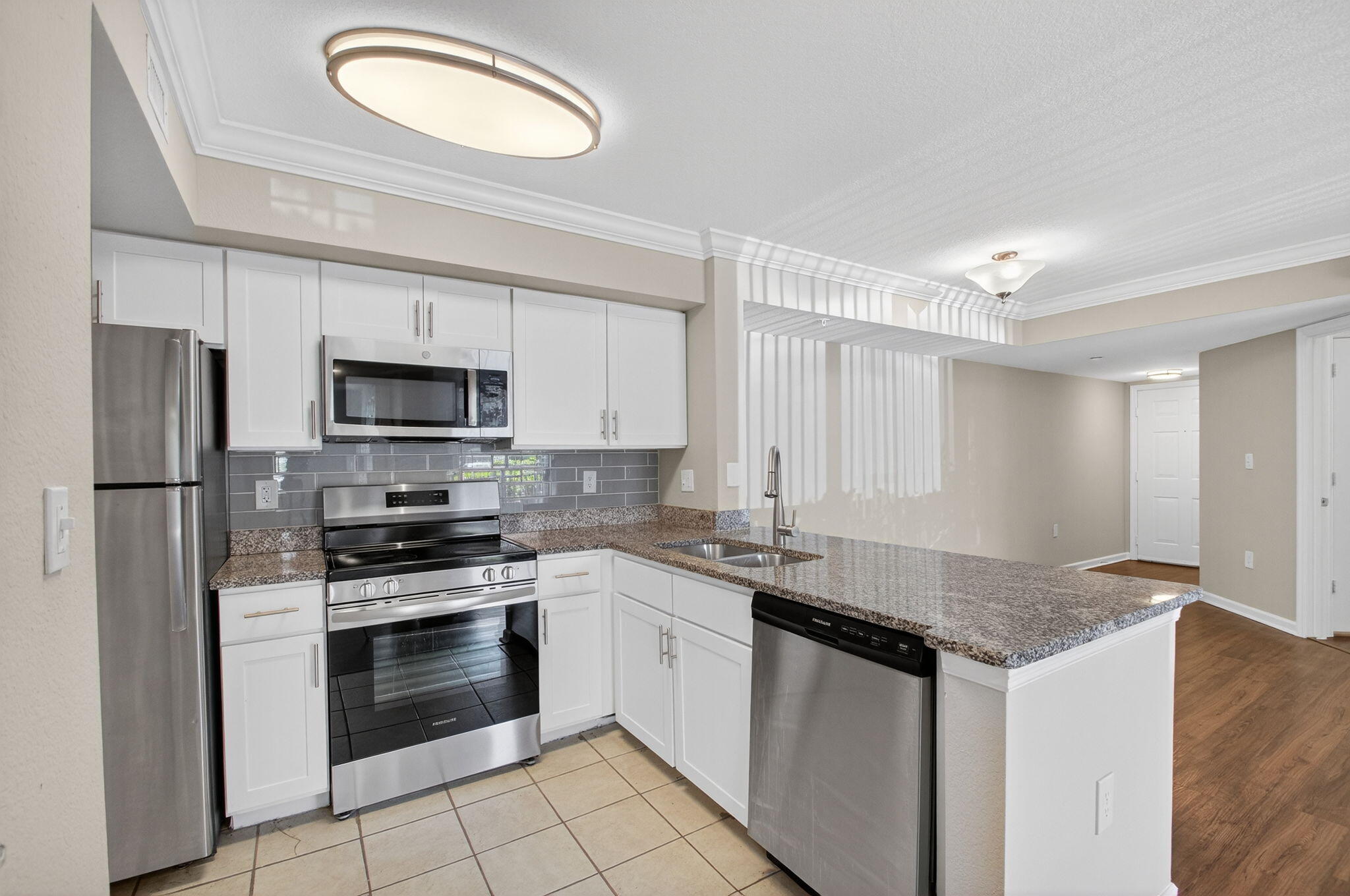 15035 Michelangelo Boulevard 105