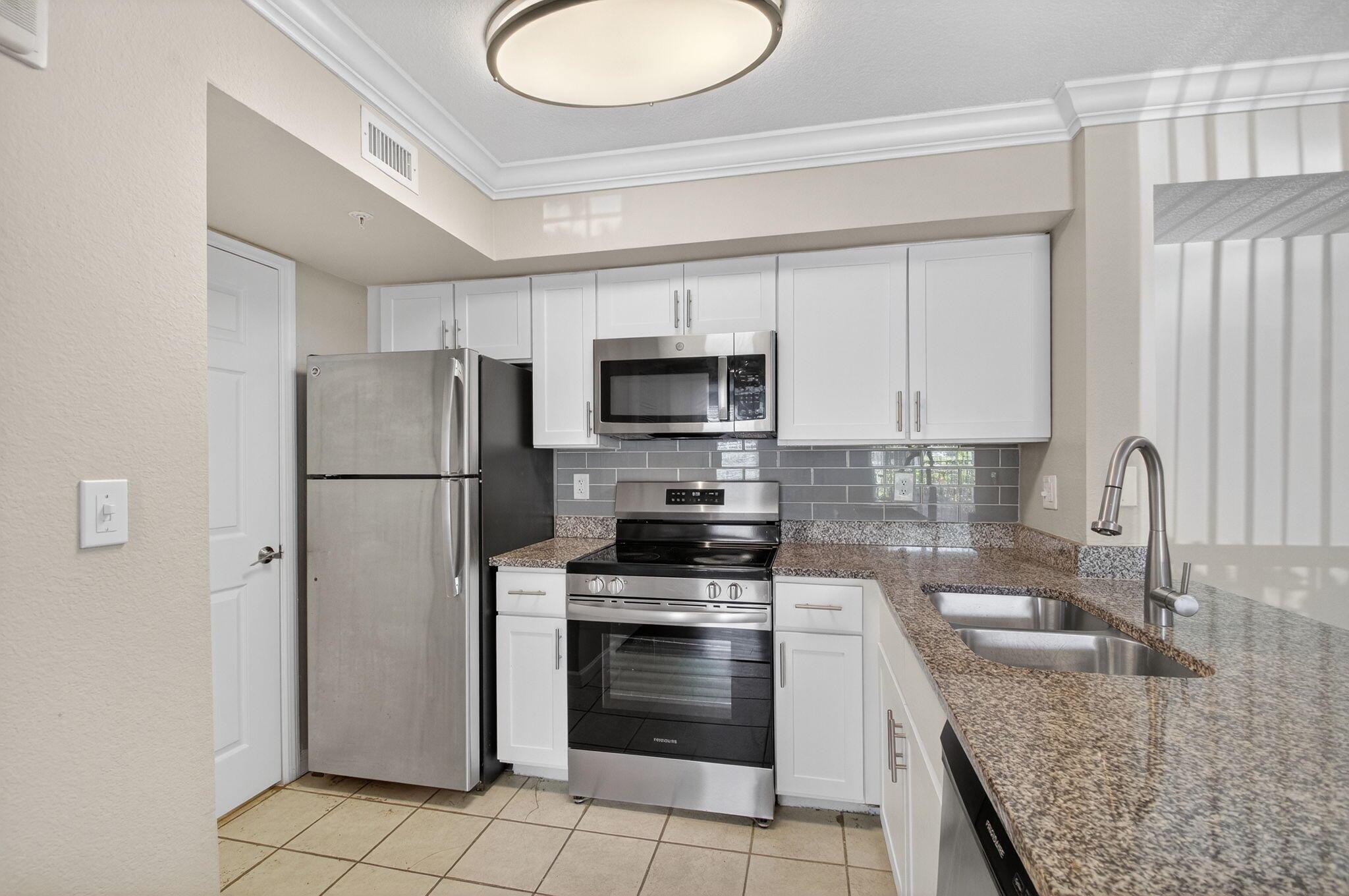 15035 Michelangelo Boulevard 105