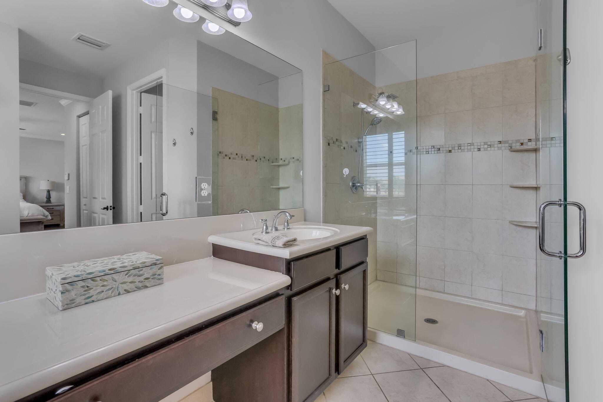 8489 Serena Creek Avenue