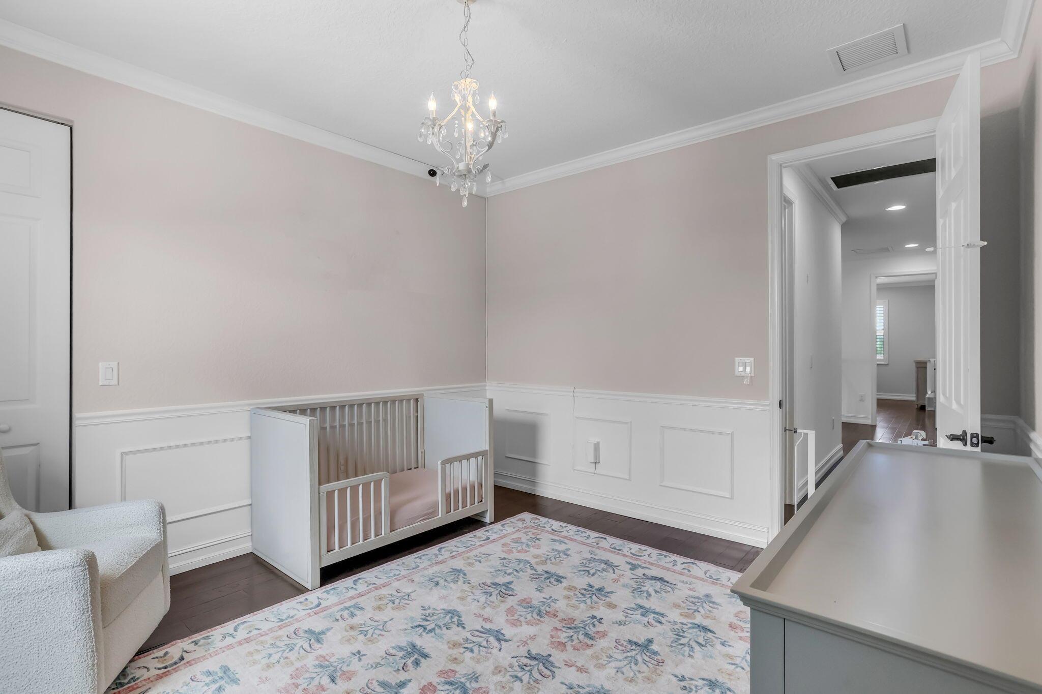 8489 Serena Creek Avenue