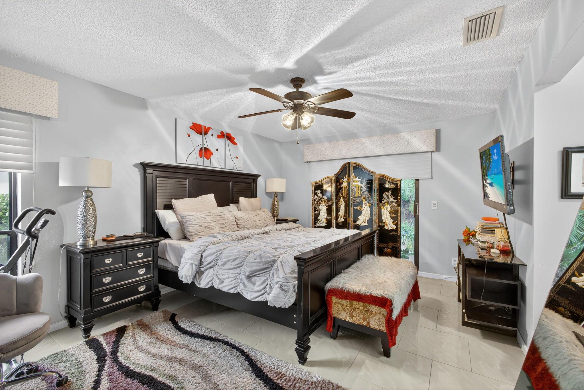 4840 Pine Tree Drive