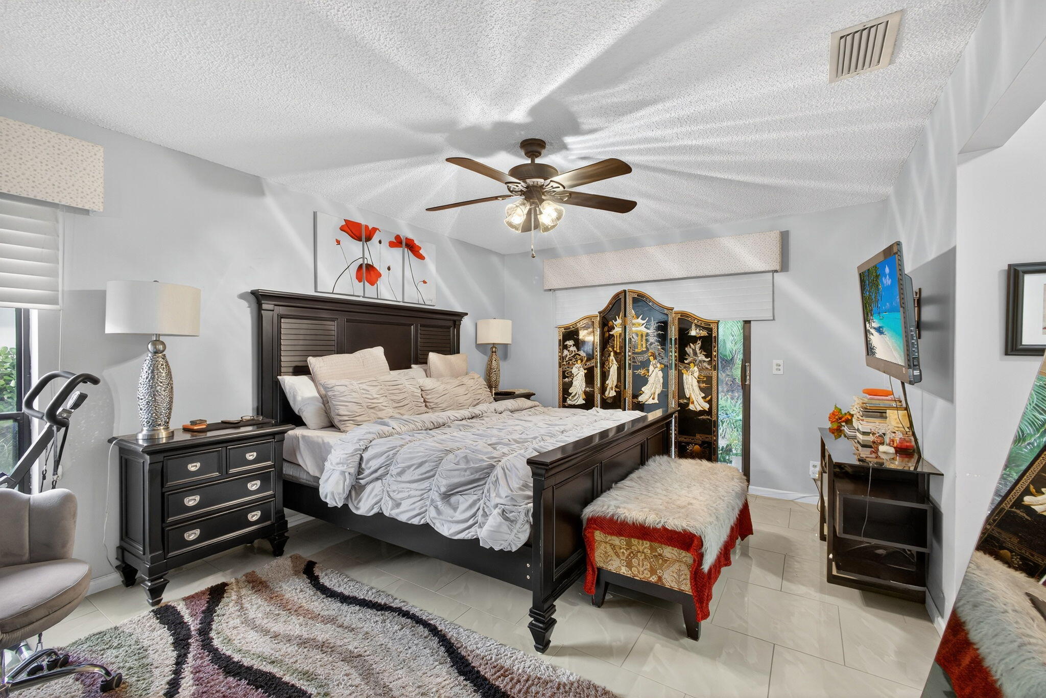 4840 Pine Tree Drive