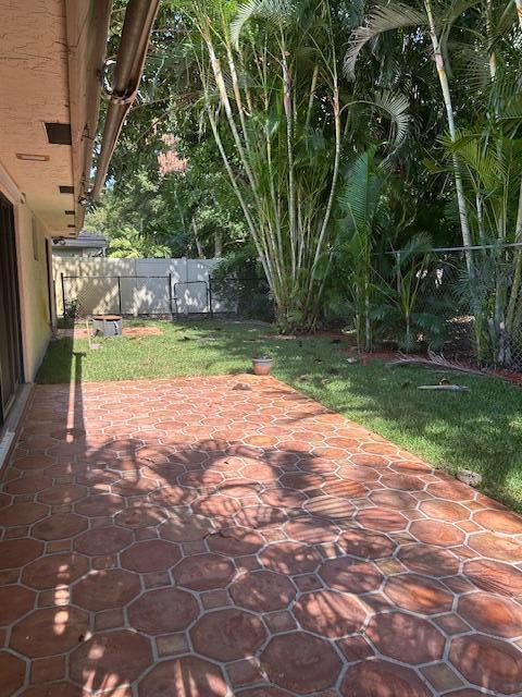 4840 Pine Tree Drive