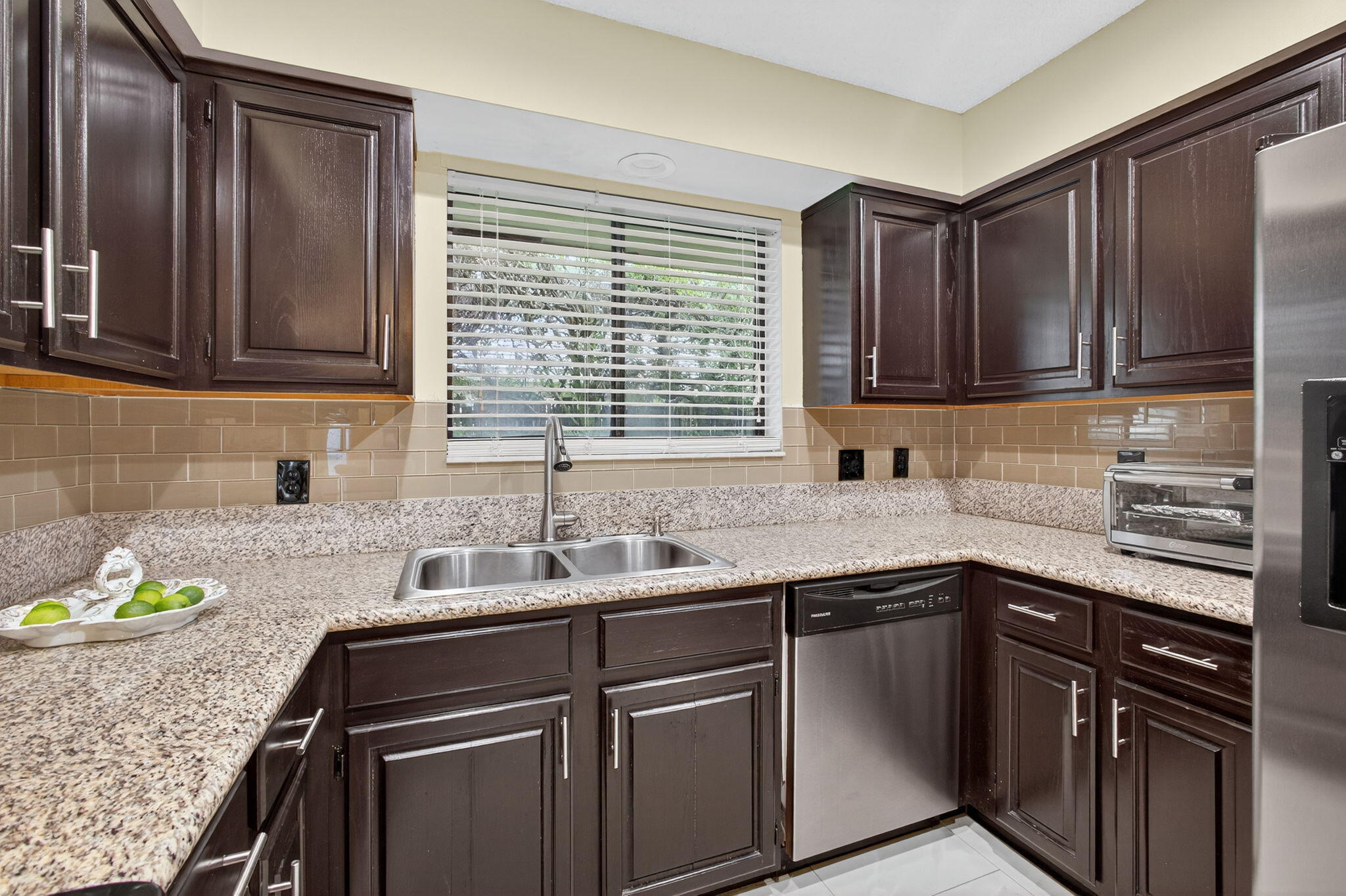 4840 Pine Tree Drive