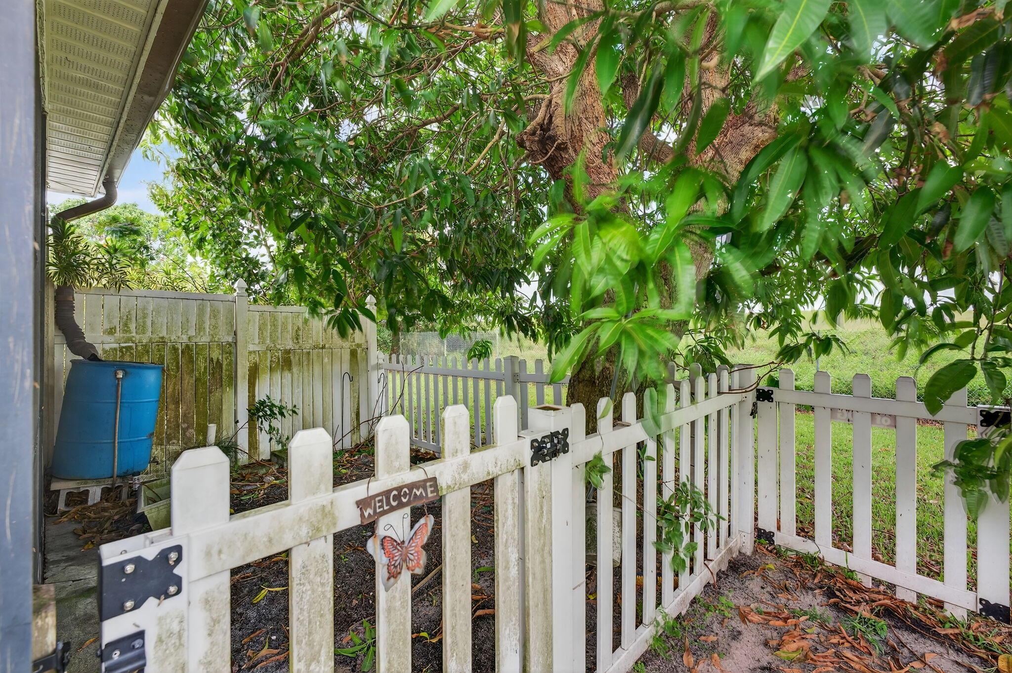 5148 Arbor Glen Circle