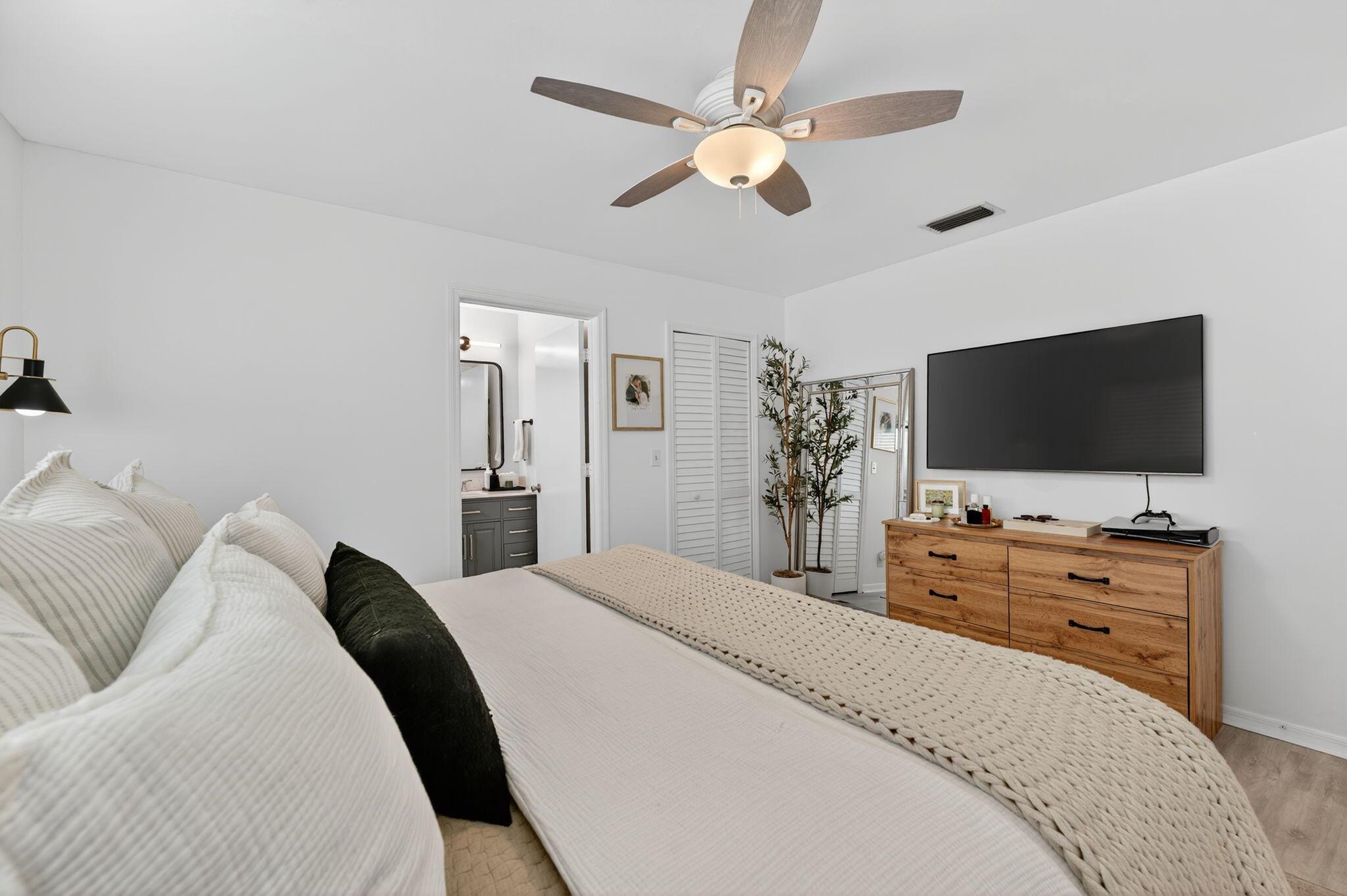 5148 Arbor Glen Circle