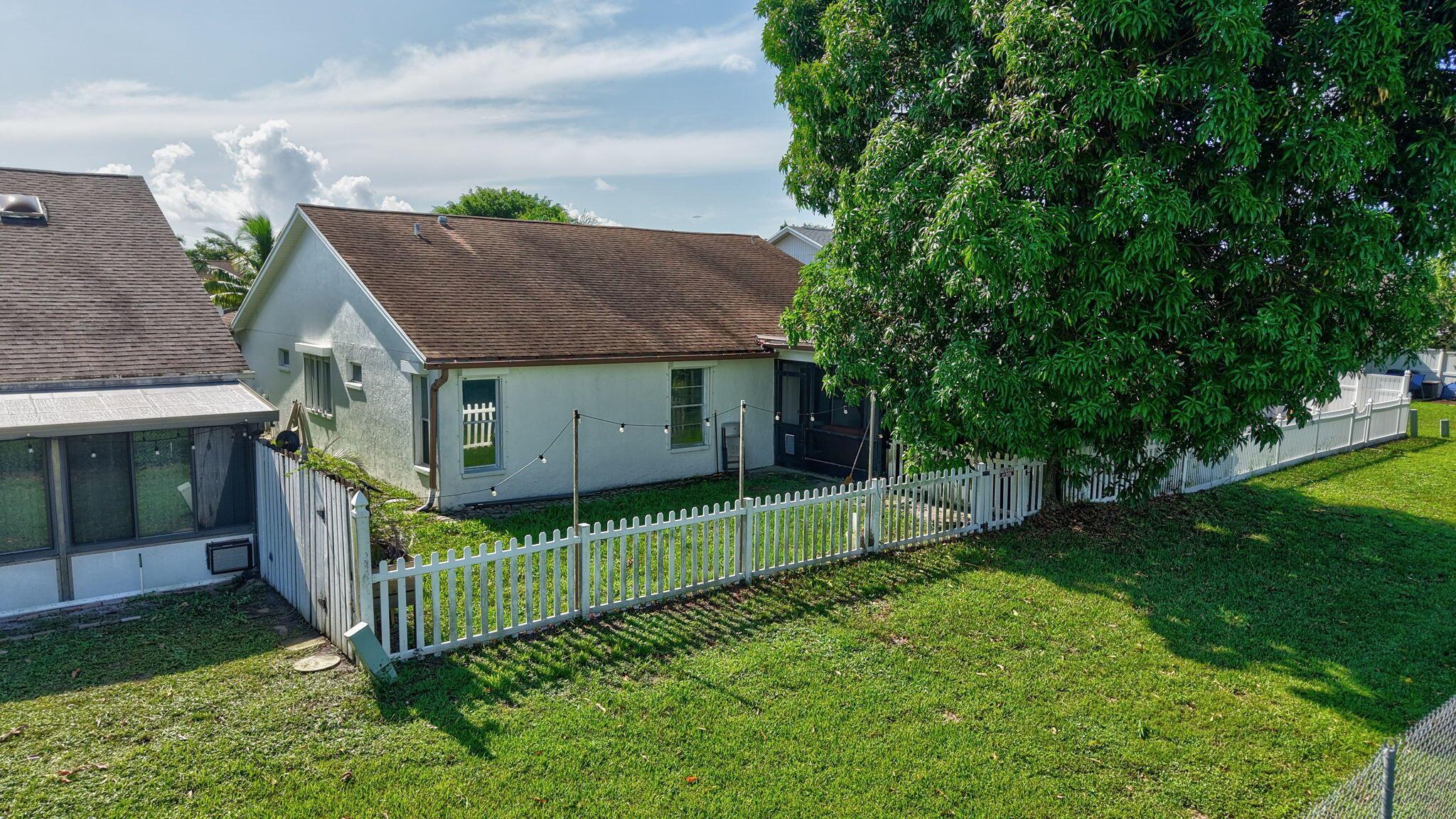 5148 Arbor Glen Circle