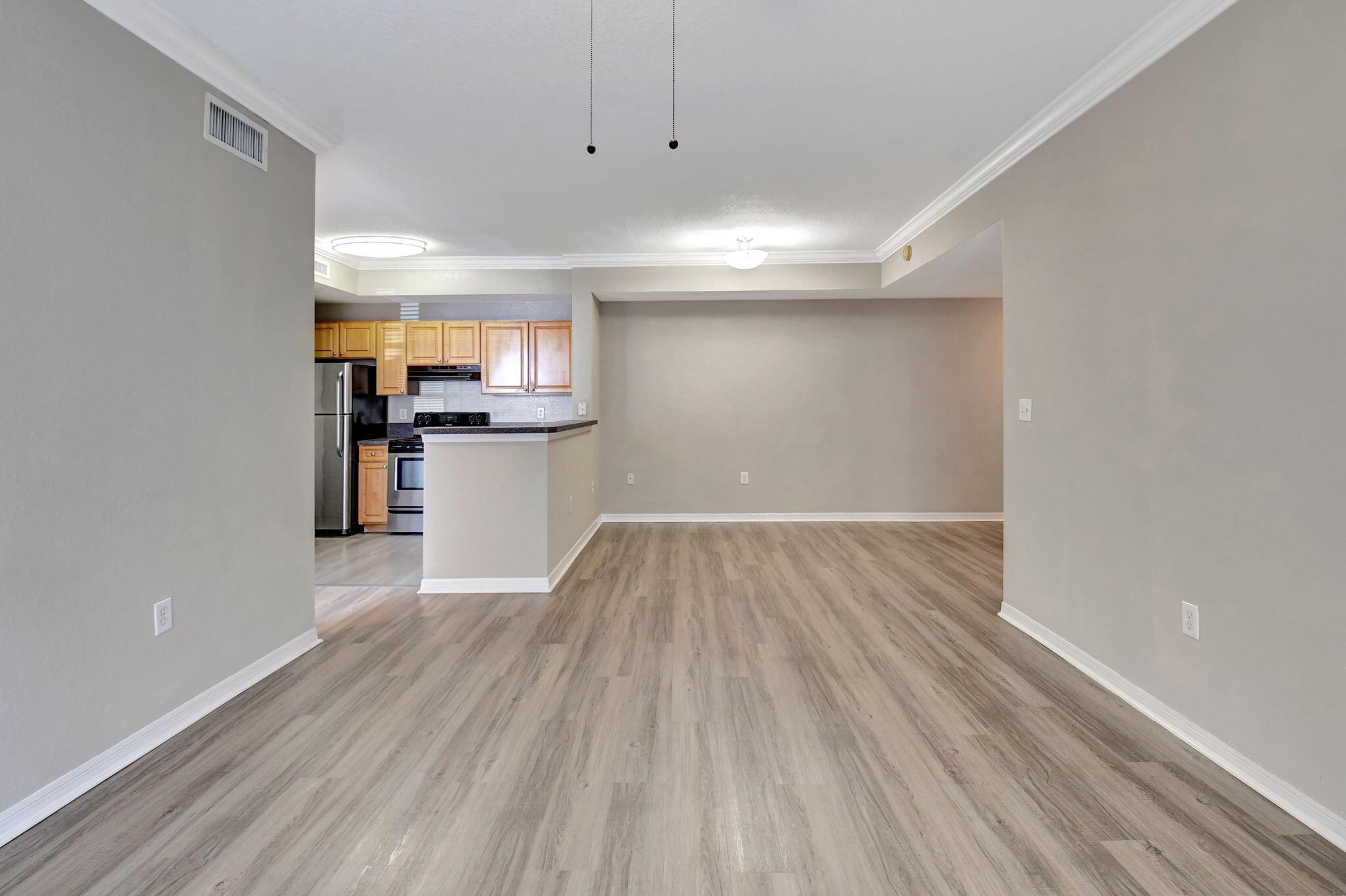 15105 Michelangelo Boulevard 105