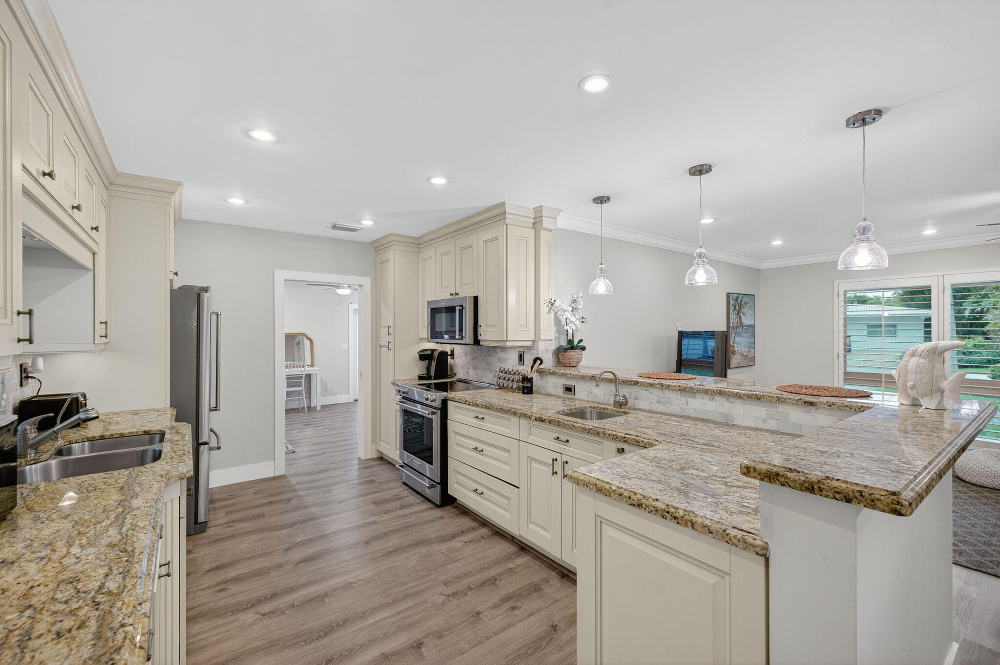 5701 NE 16th Terrace