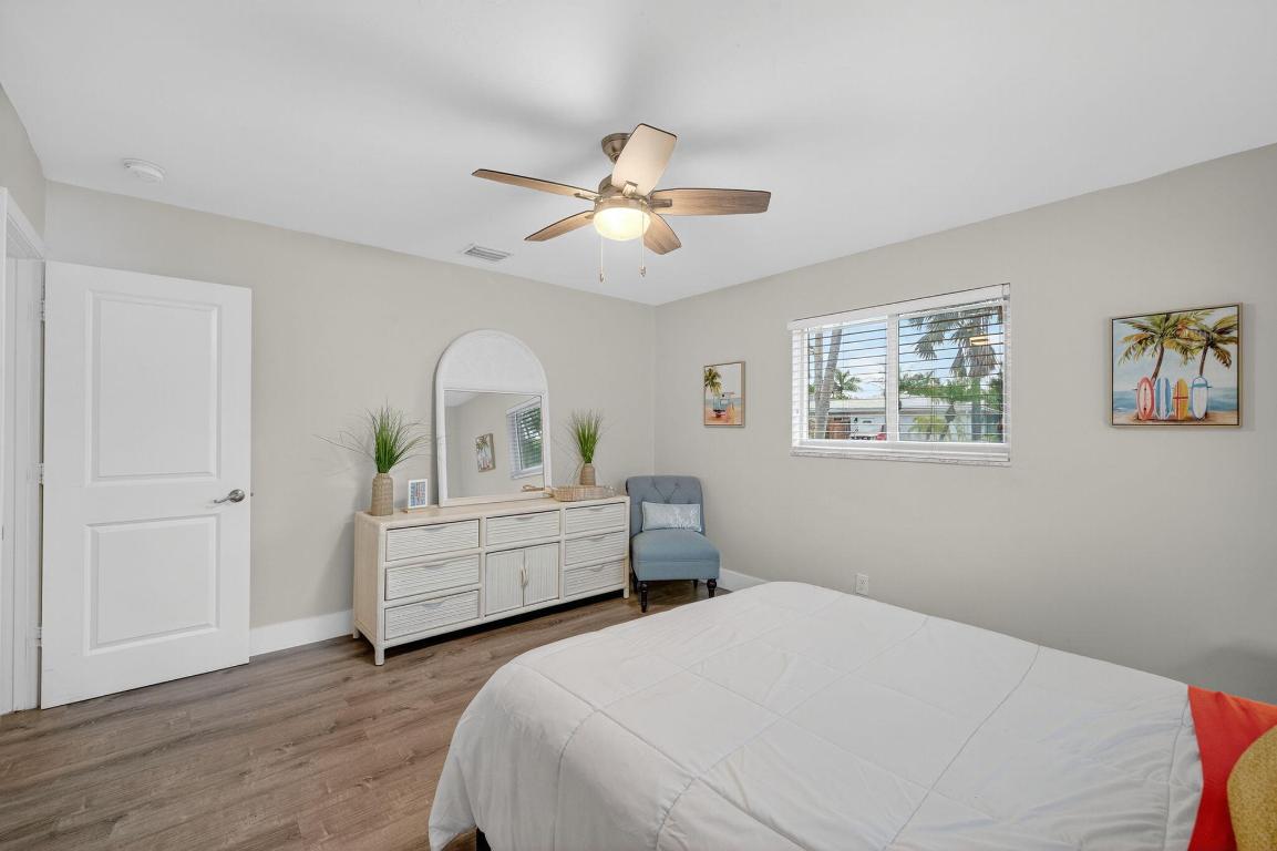 5701 NE 16th Terrace