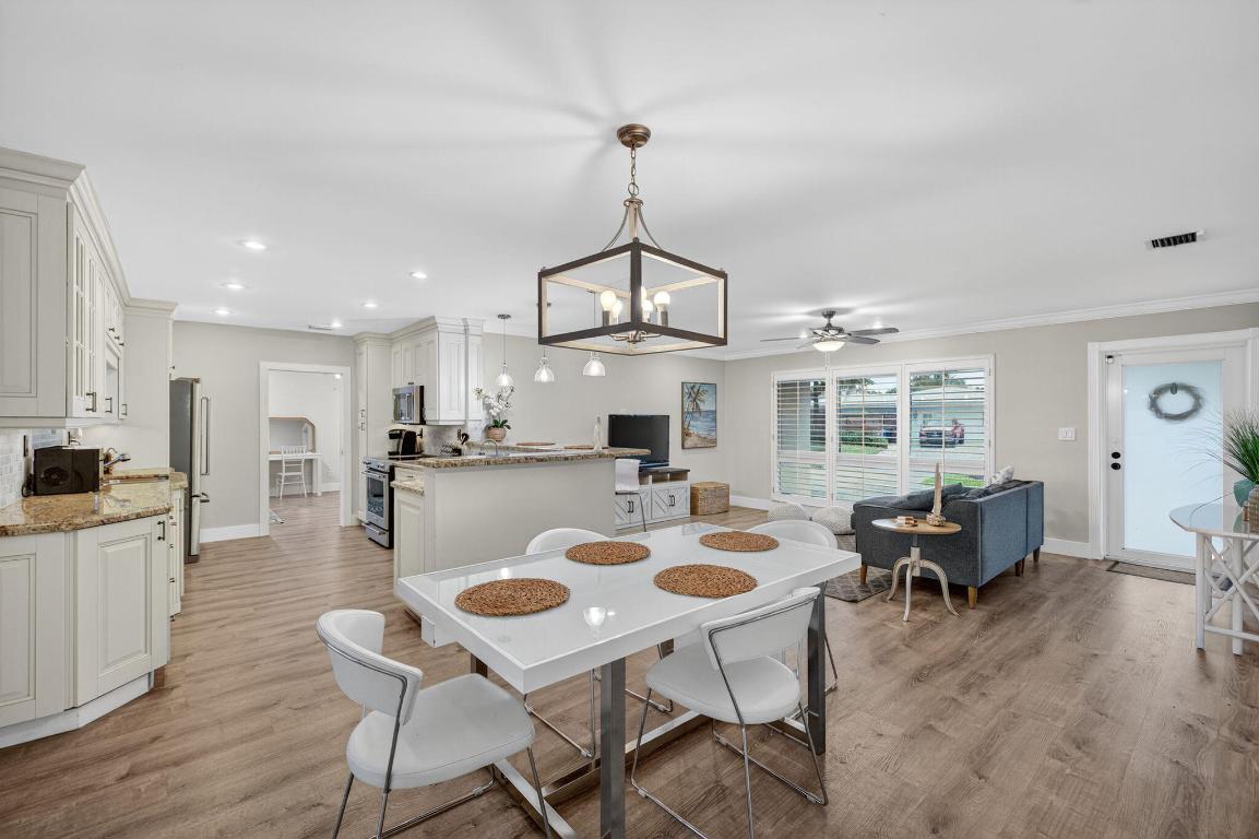 5701 NE 16th Terrace