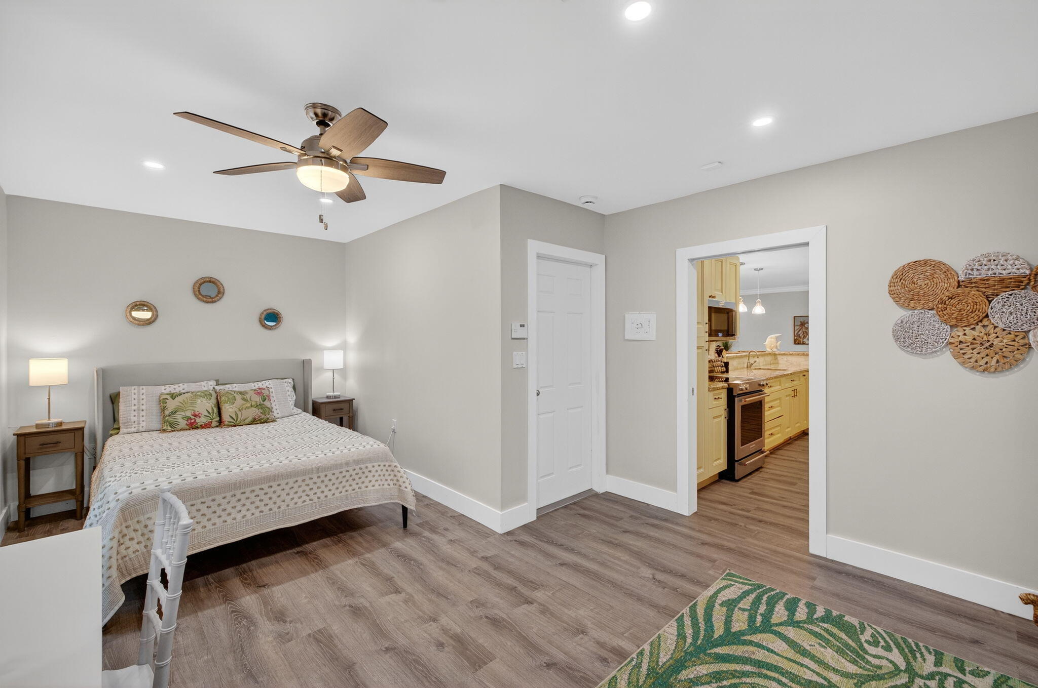 5701 NE 16th Terrace