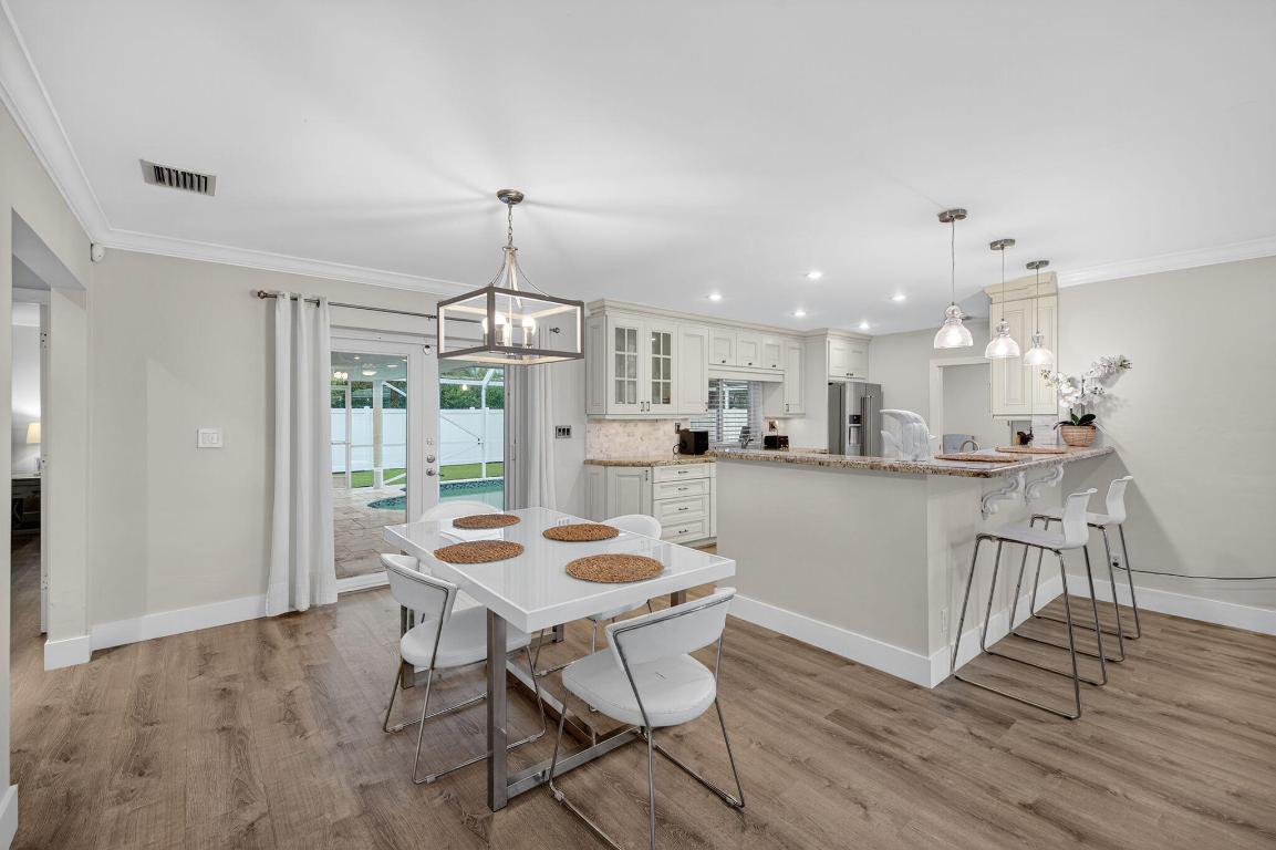 5701 NE 16th Terrace