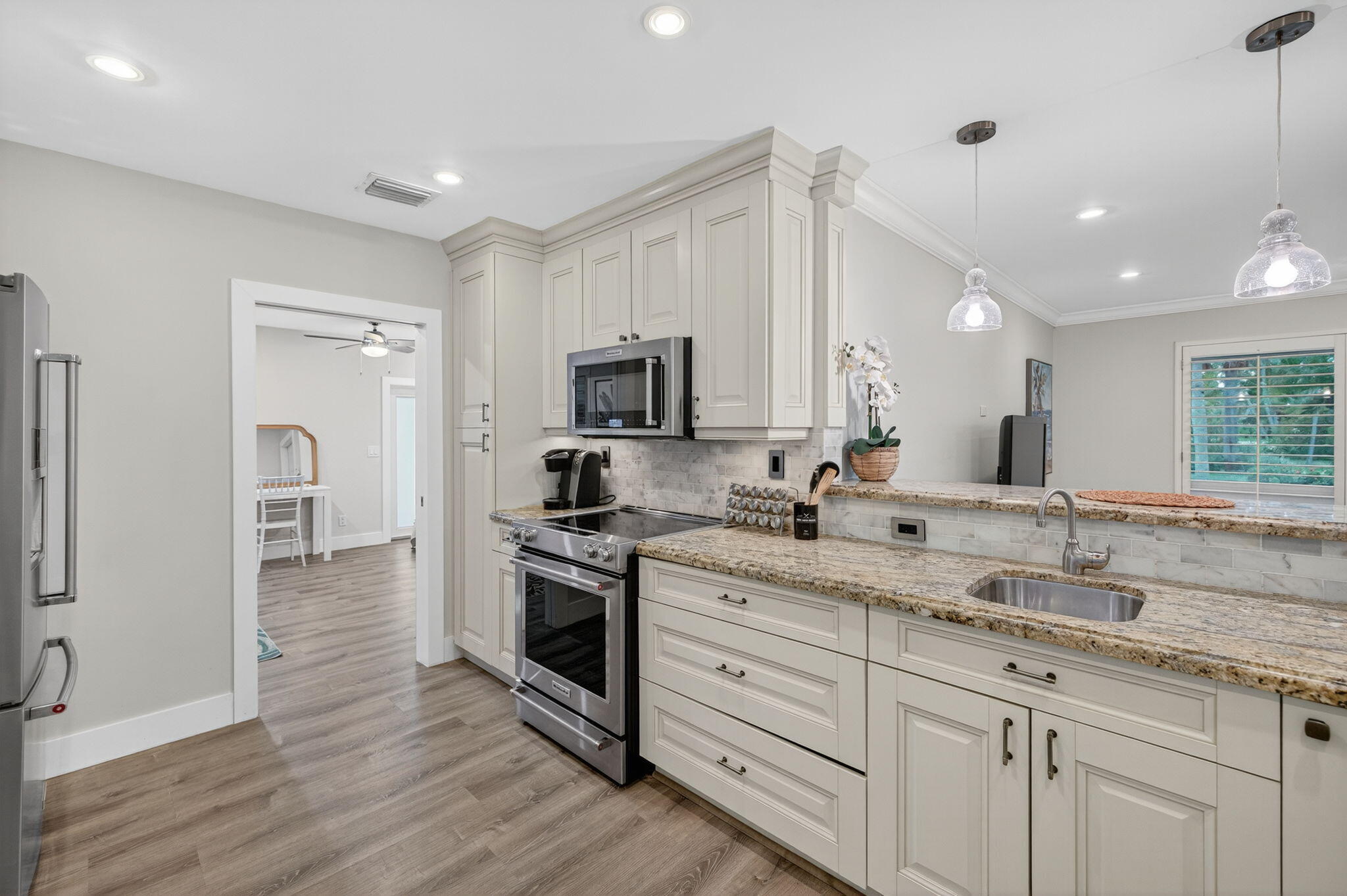 5701 NE 16th Terrace