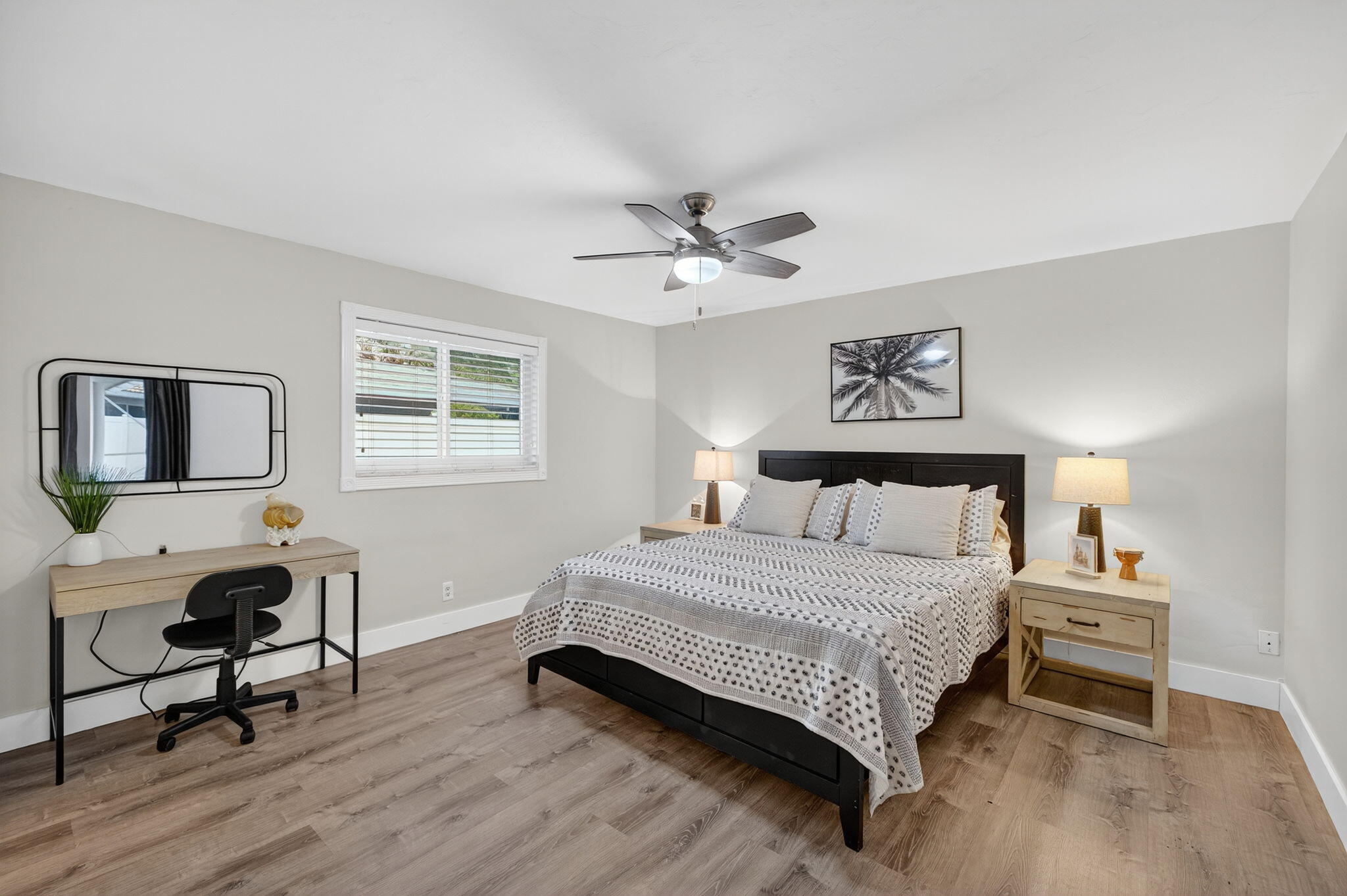 5701 NE 16th Terrace