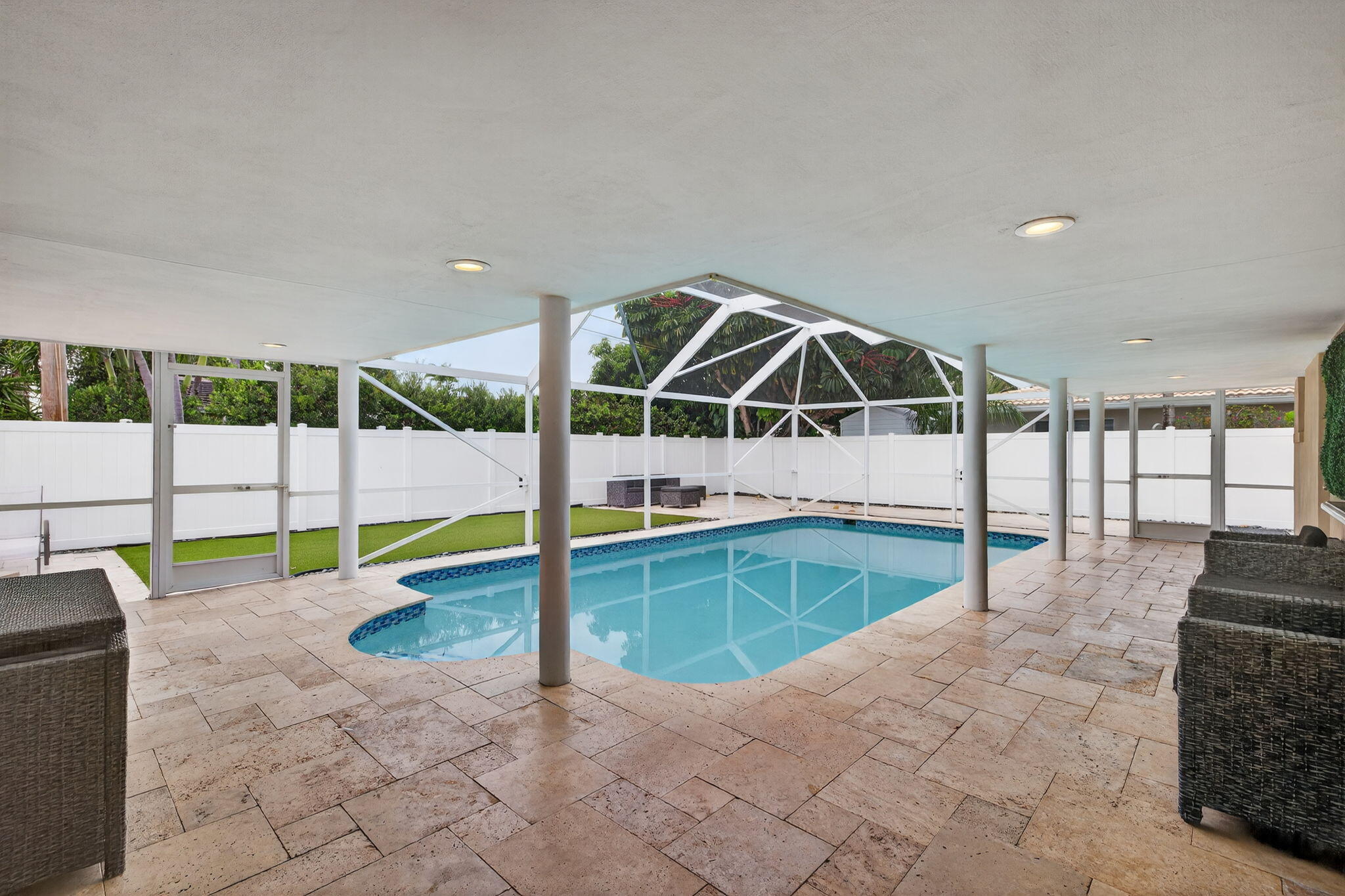 5701 NE 16th Terrace