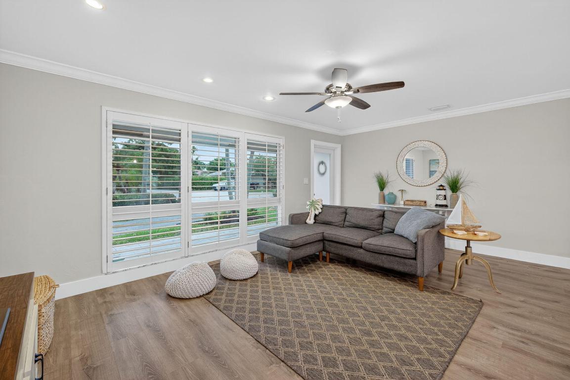 5701 NE 16th Terrace