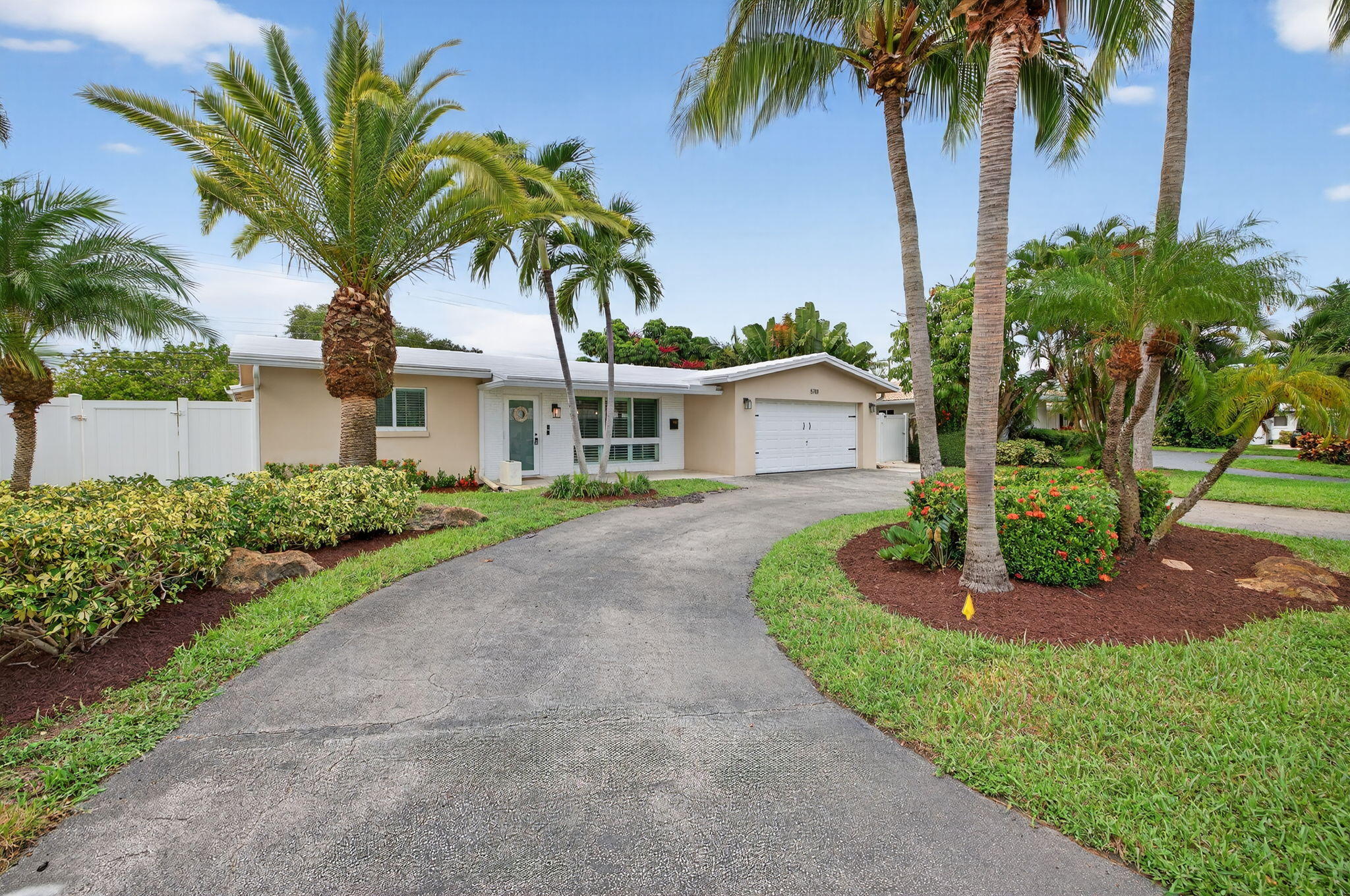 5701 NE 16th Terrace