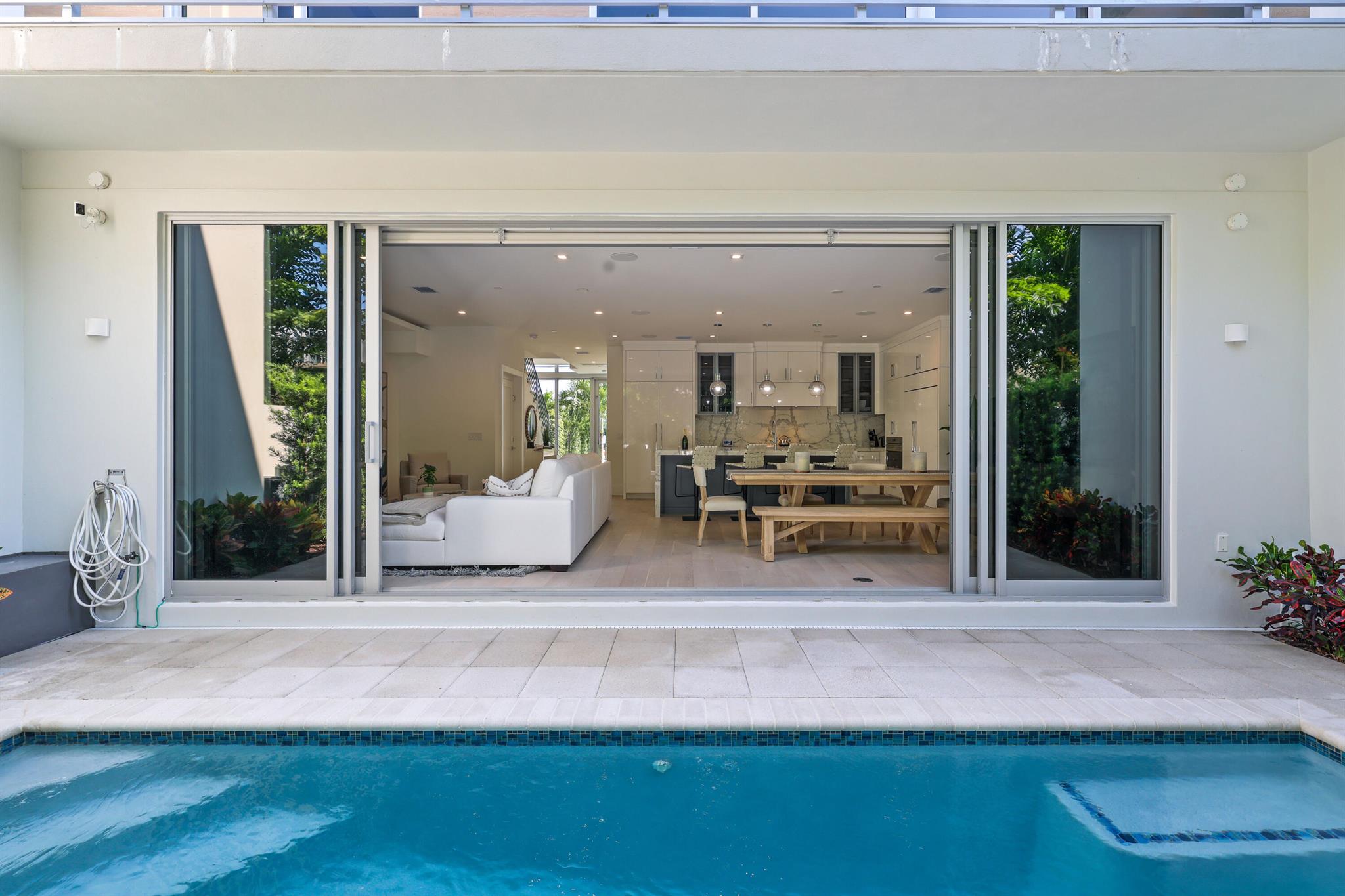 200 NE 7th Avenue 2