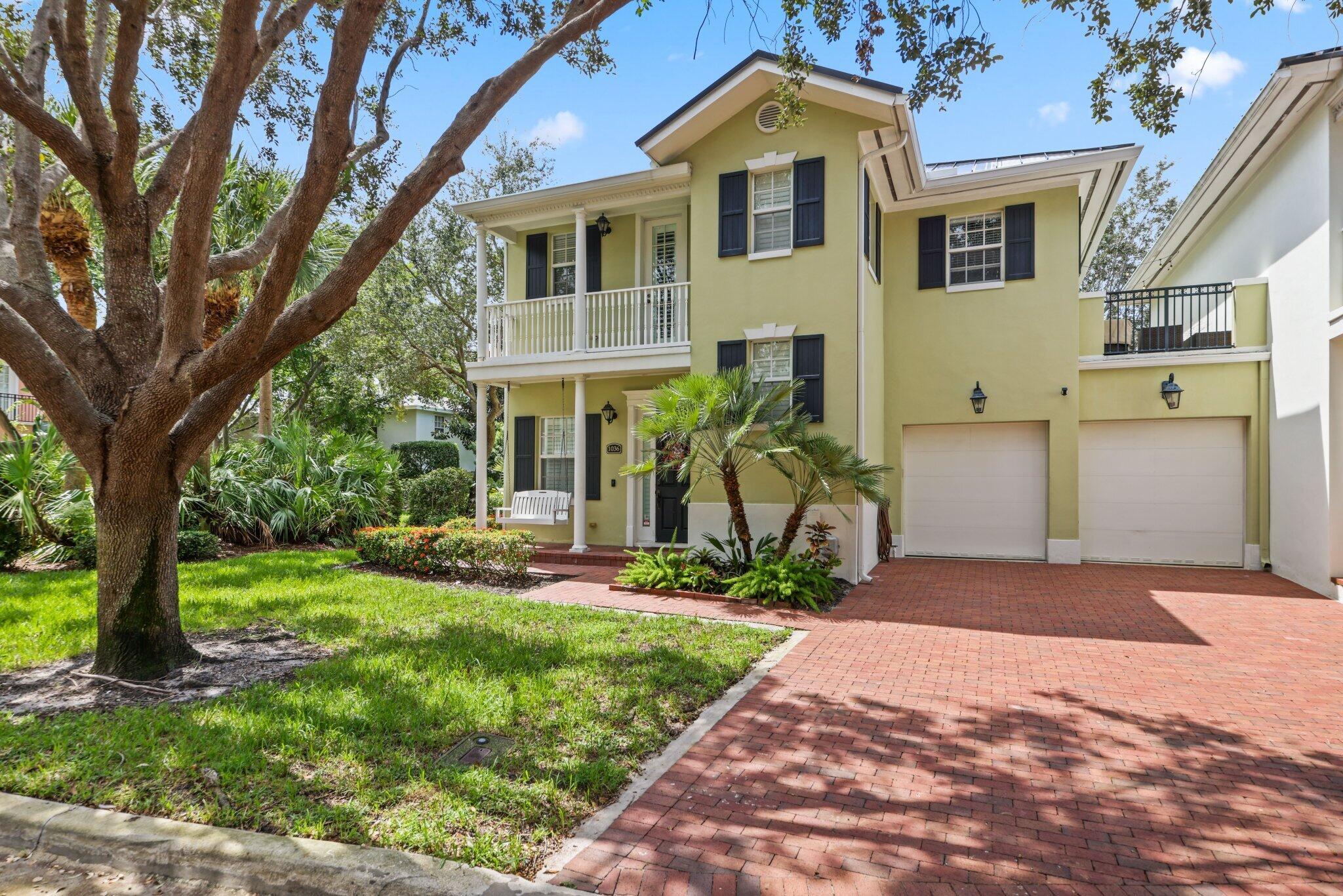 1036 W Heritage Club Circle