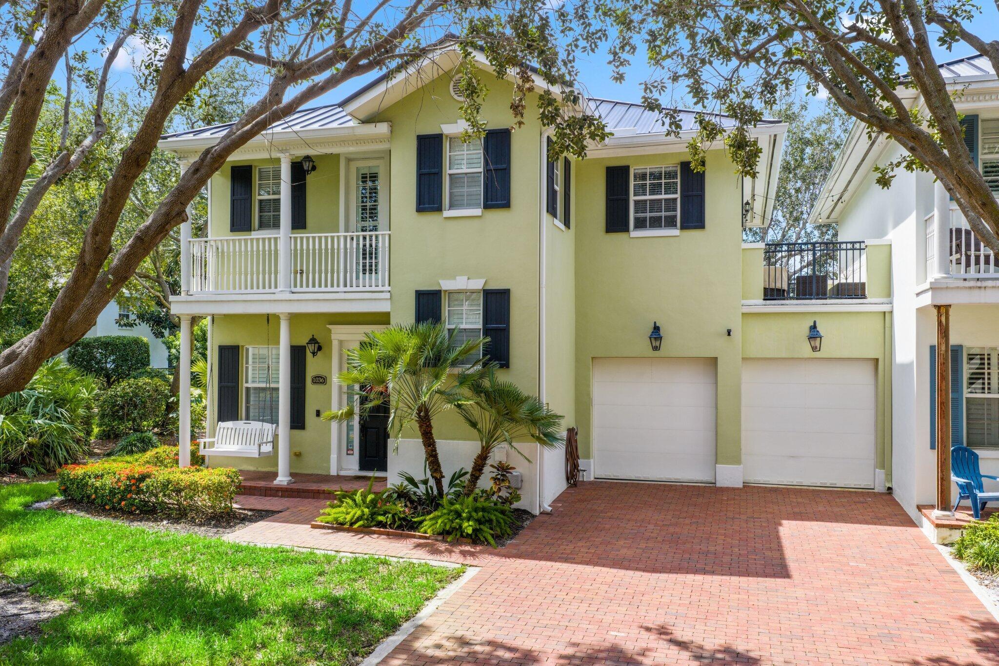 1036 W Heritage Club Circle
