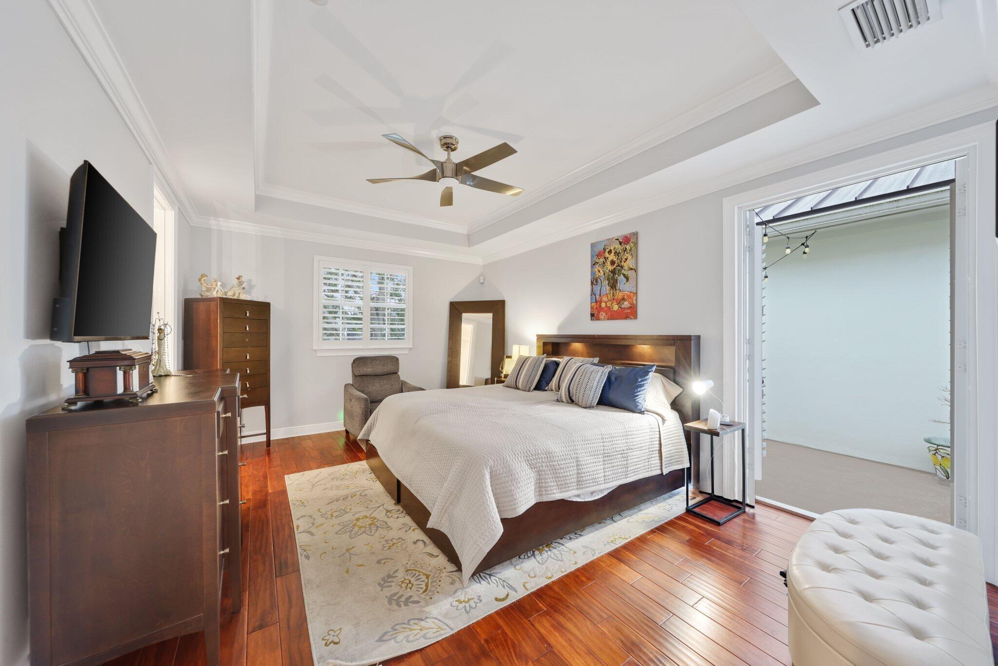 1036 W Heritage Club Circle