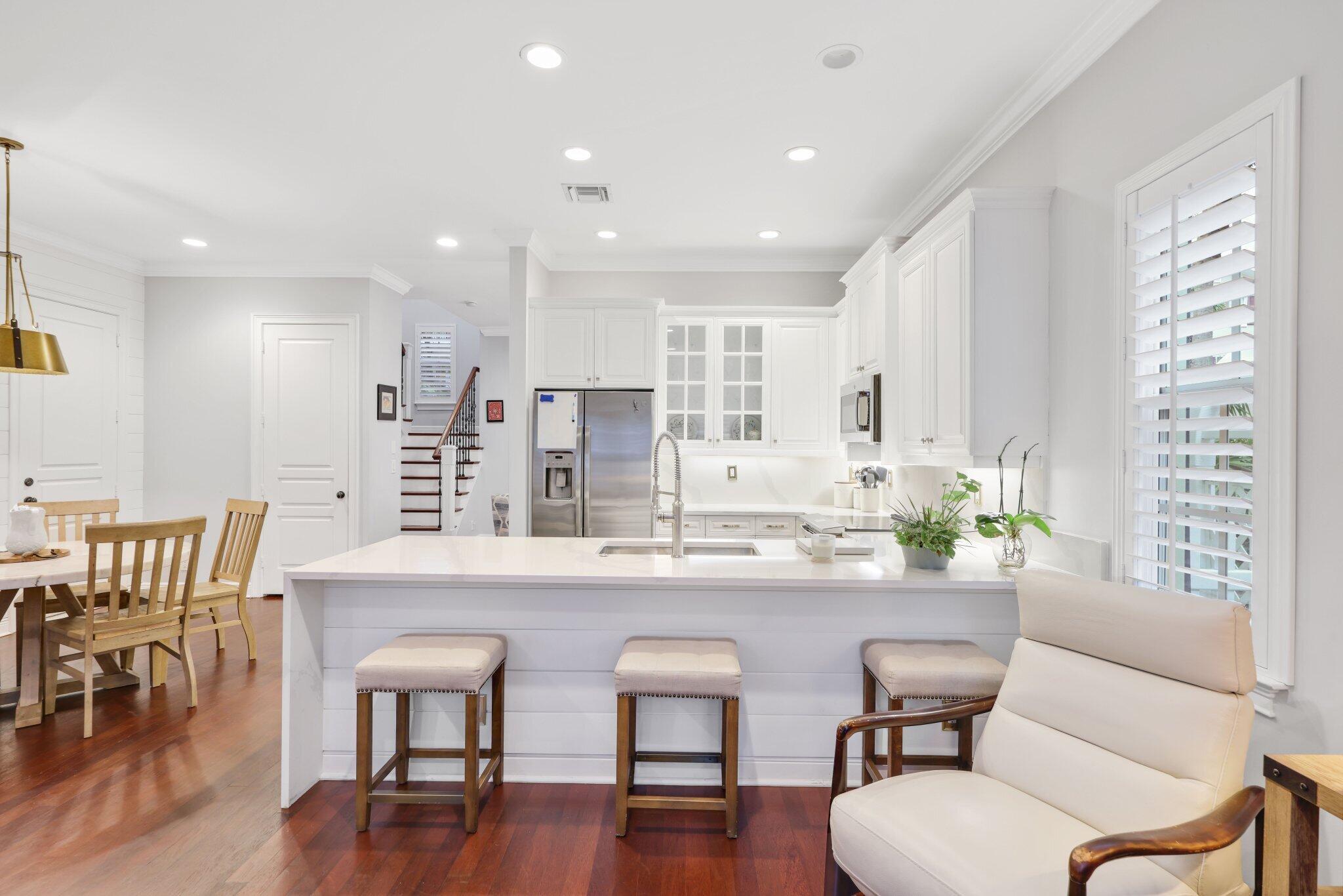 1036 W Heritage Club Circle