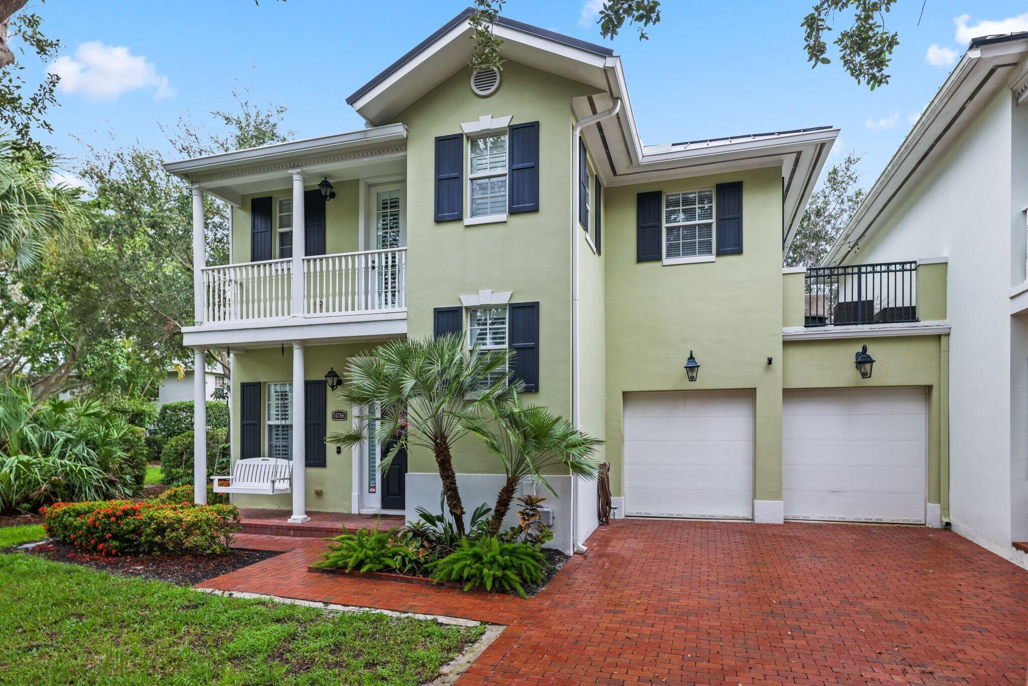 1036 W Heritage Club Circle