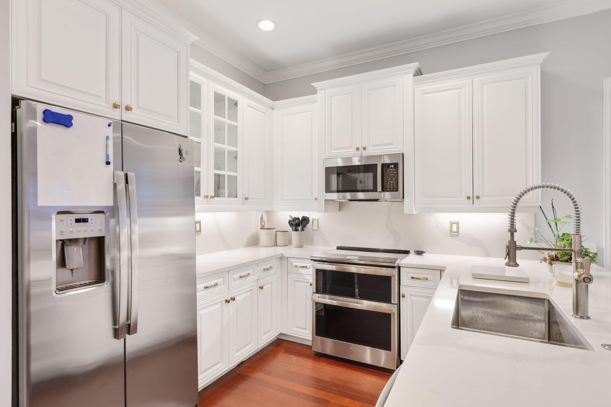 1036 W Heritage Club Circle