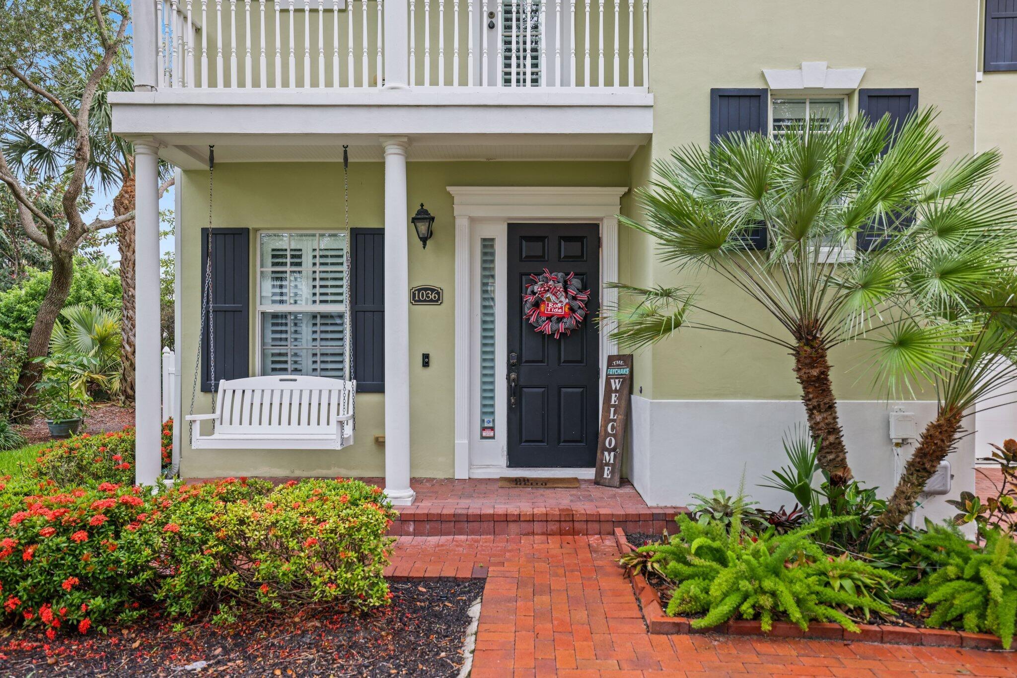 1036 W Heritage Club Circle