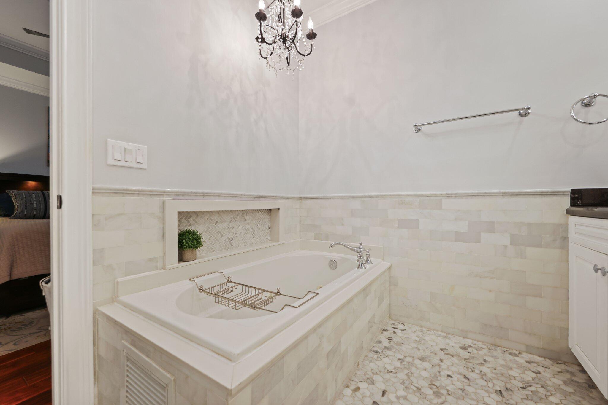 1036 W Heritage Club Circle