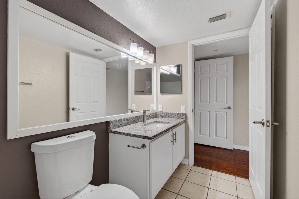 15185 Michelangelo Boulevard 202