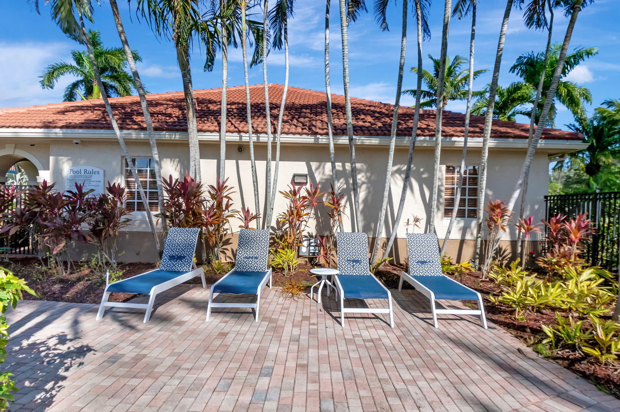 15185 Michelangelo Boulevard 202