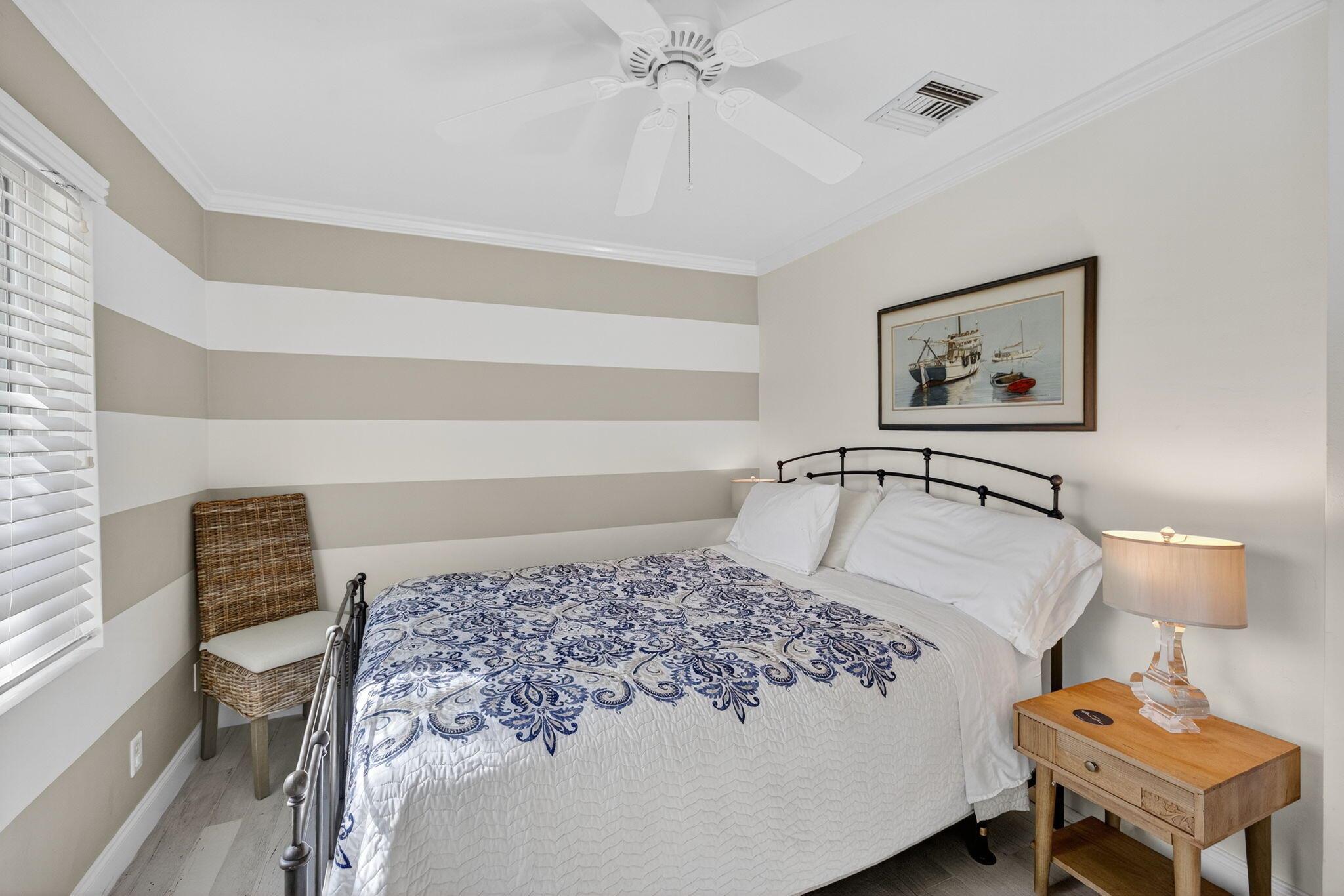 222 S Seacrest Circle