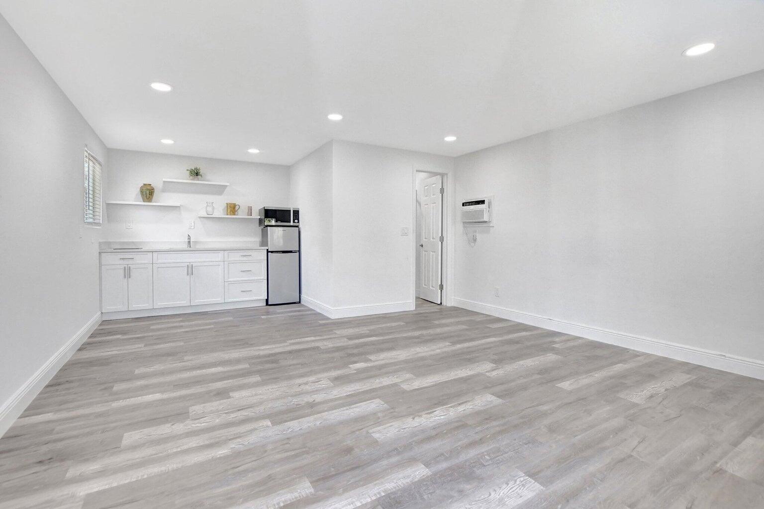 1365 SW 13th Place