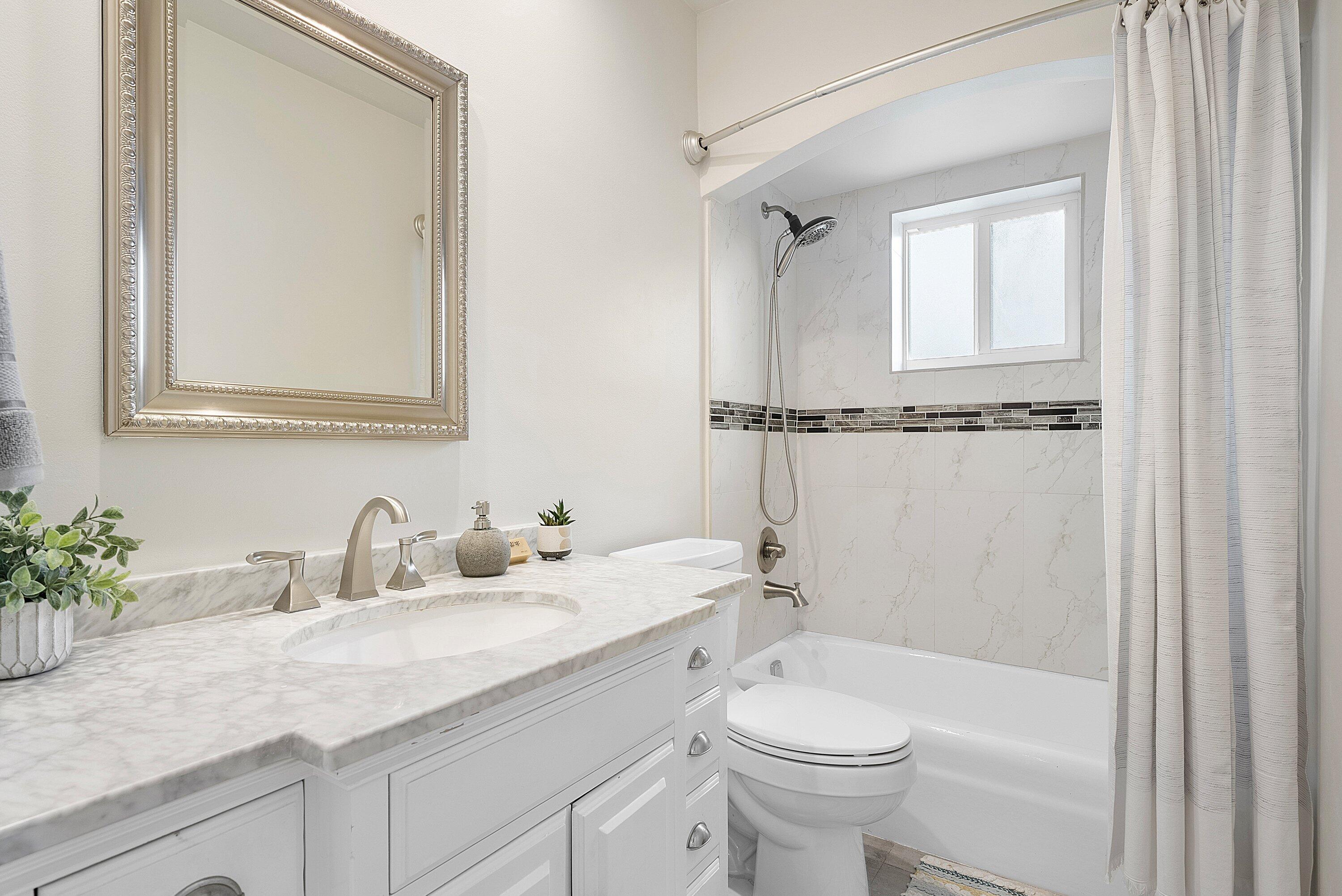 1365 SW 13th Place