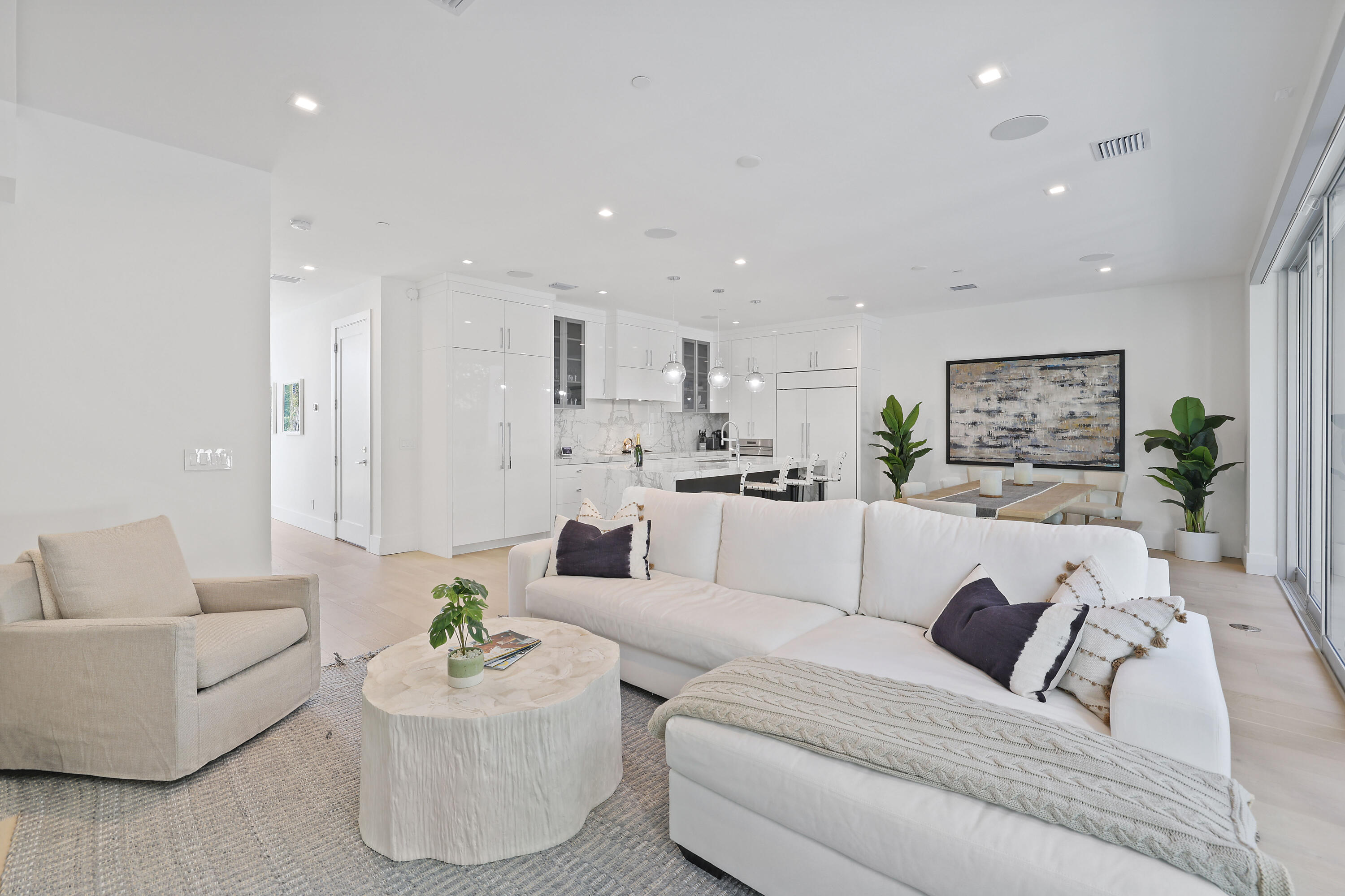 200 NE 7th Avenue 2