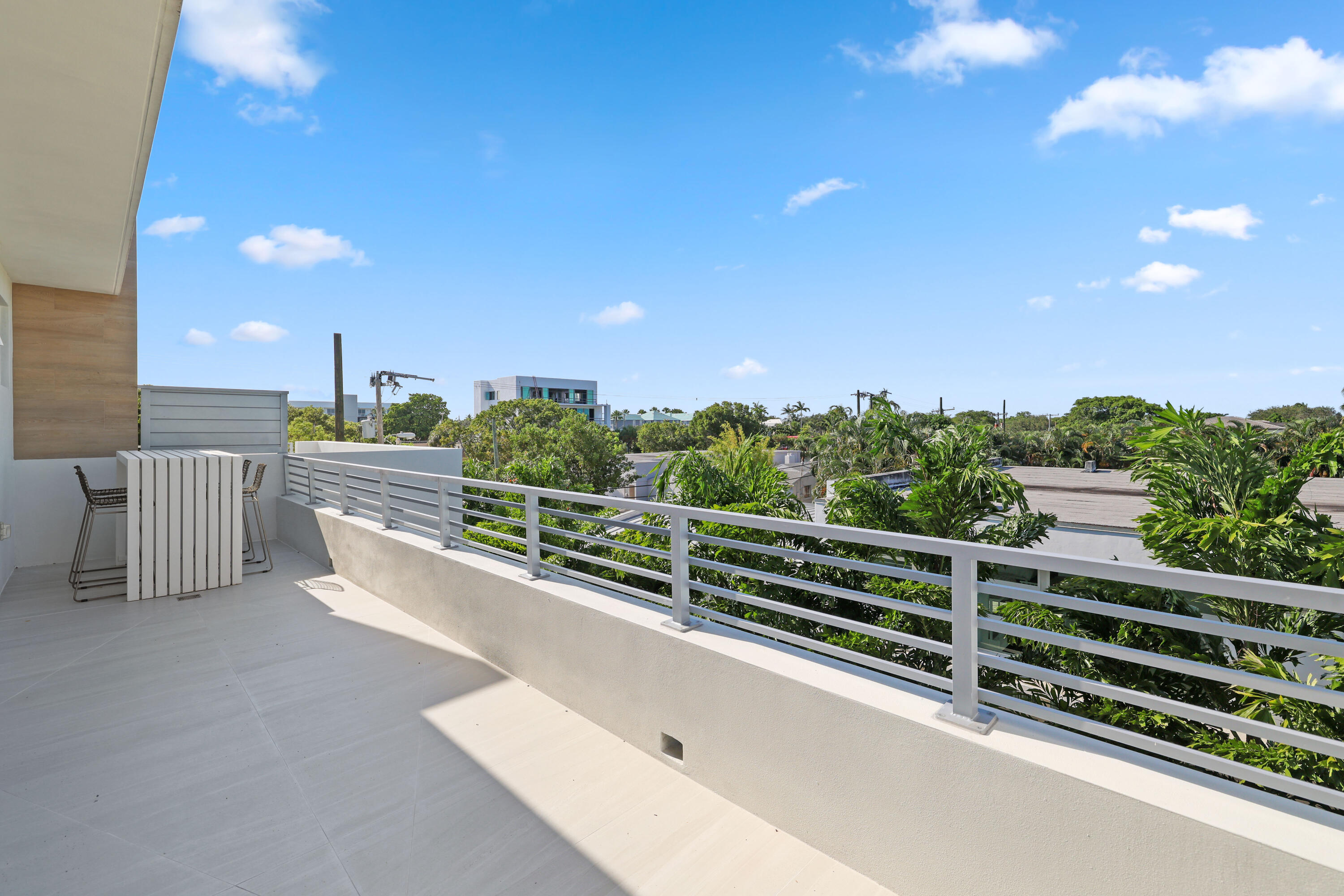200 NE 7th Avenue 2