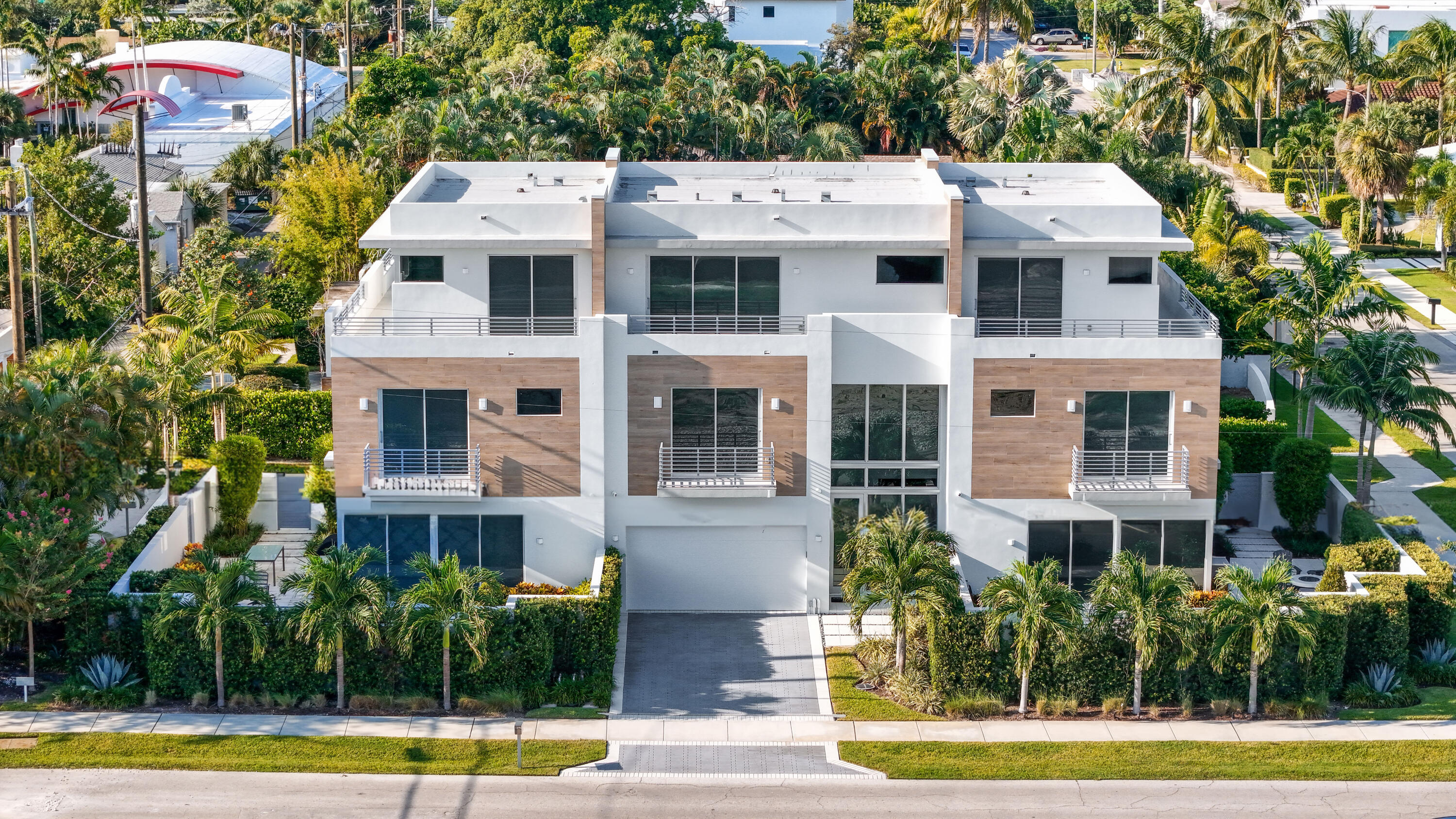 200 NE 7th Avenue 2