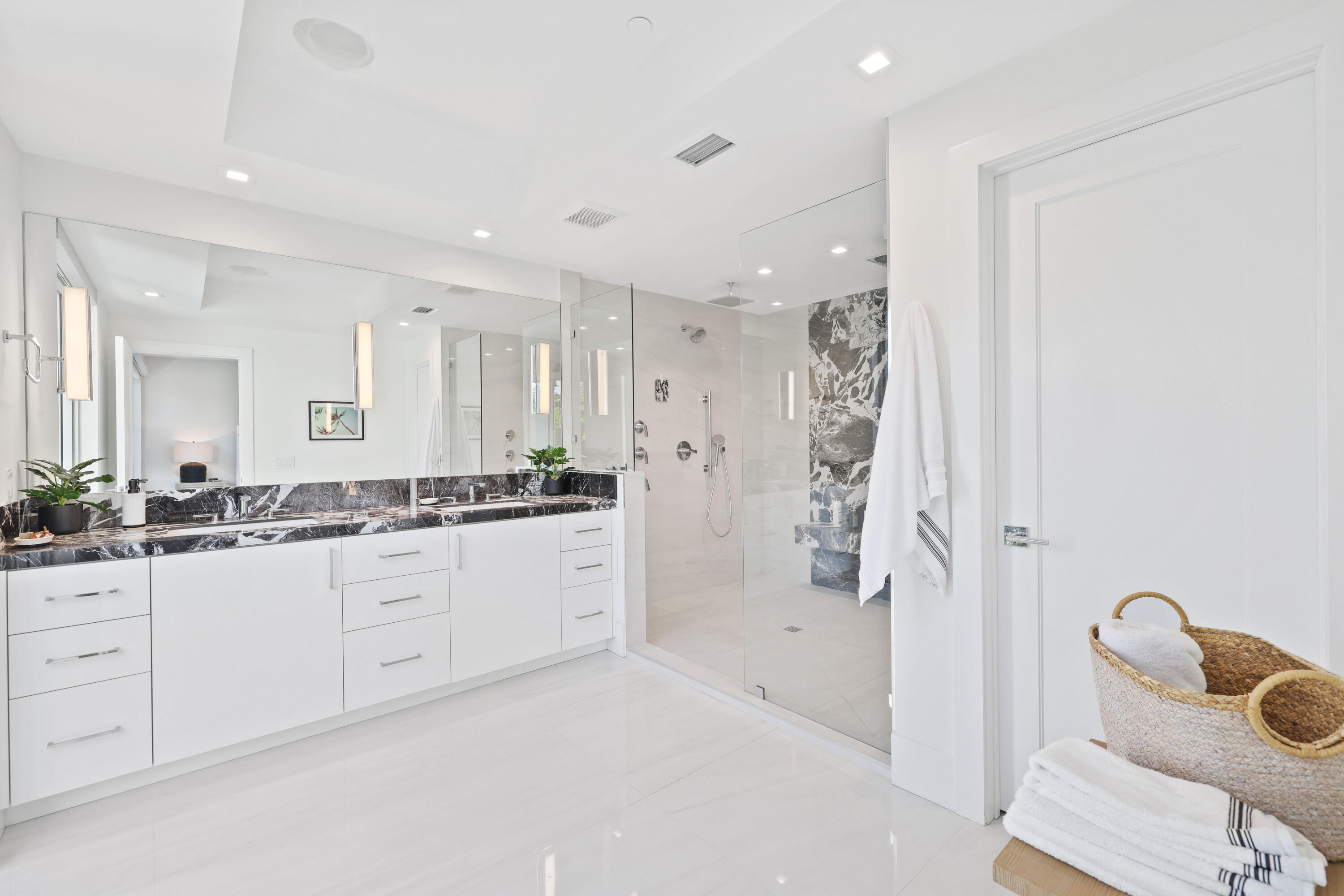 200 NE 7th Avenue 2