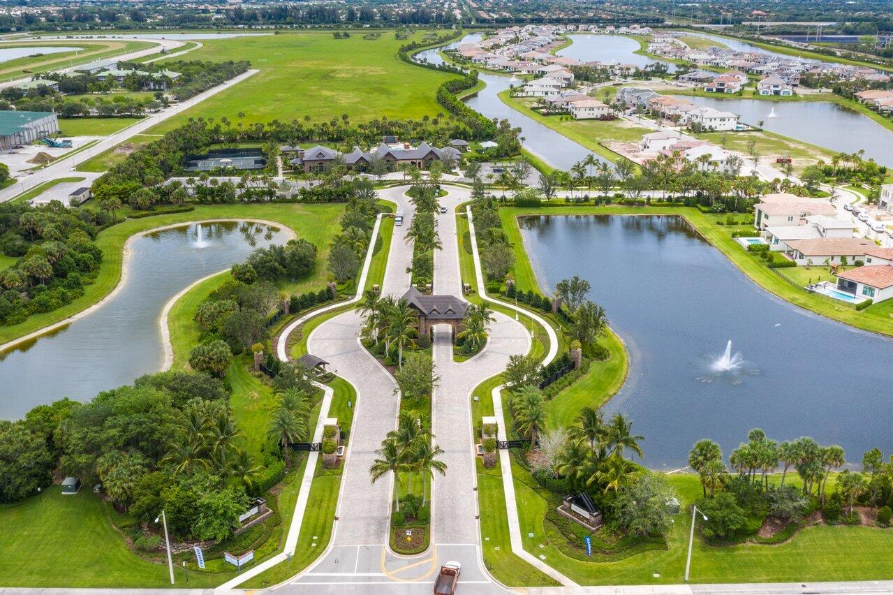 8348 Grand Prix Lane