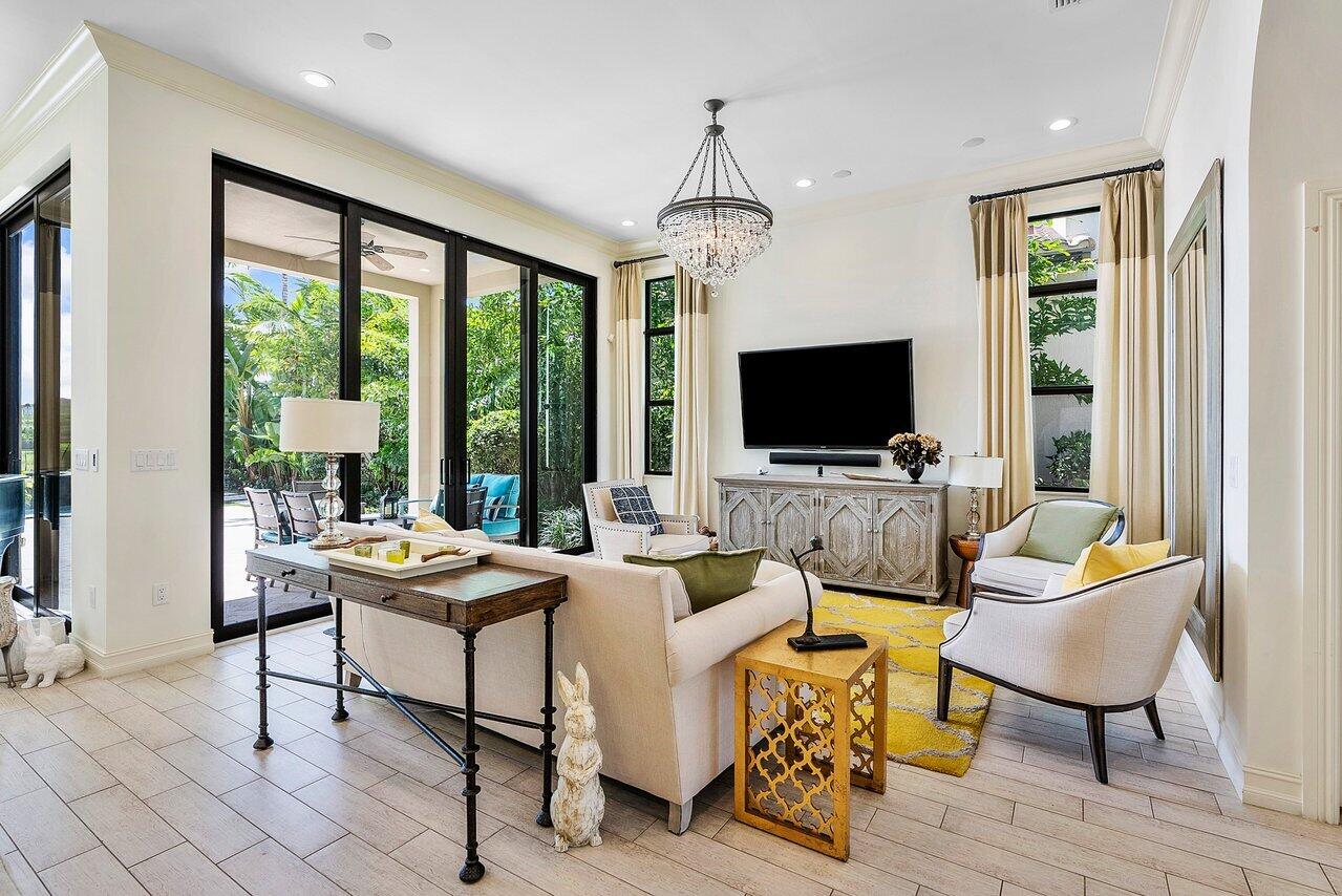 8348 Grand Prix Lane